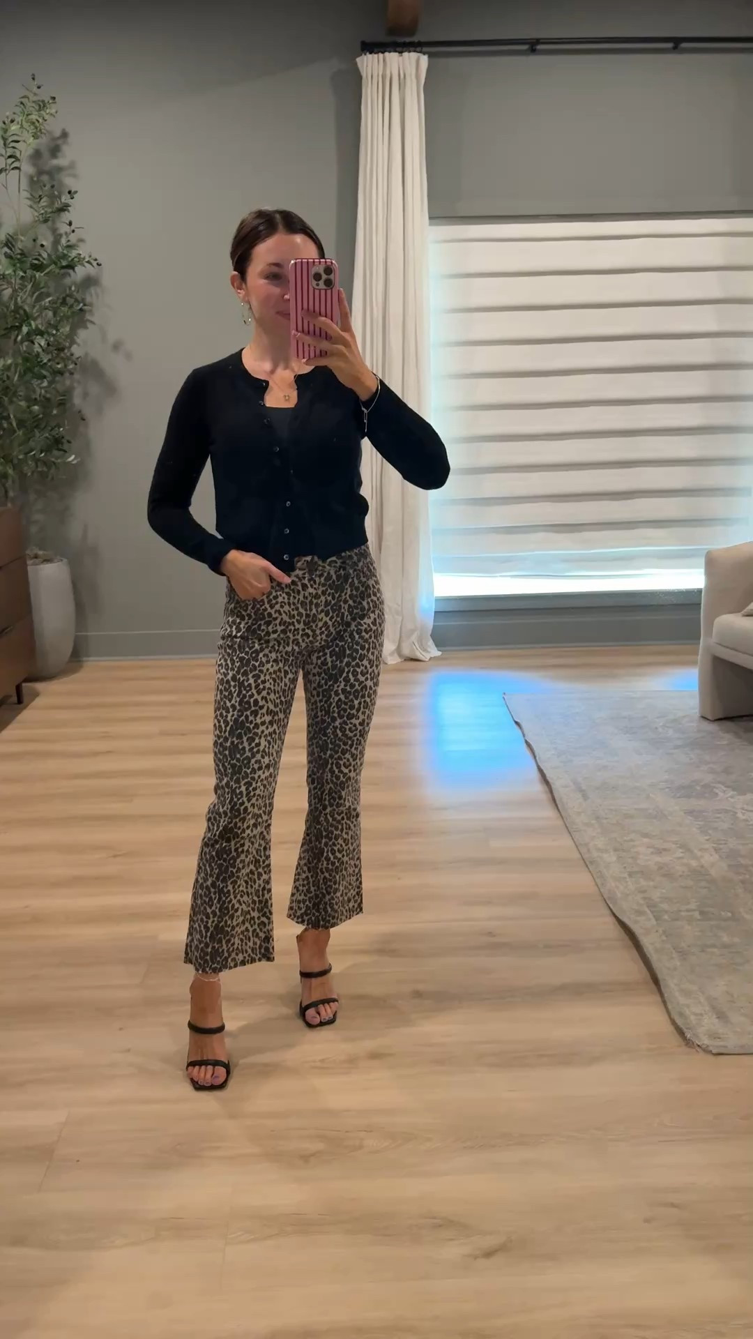 Wearing a size 25 in my leopard jeans and an XS in my old navy cardigan! Love this easy fall look! 

#LTKSeasonal #LTKFindsUnder50 #LTKHalloween