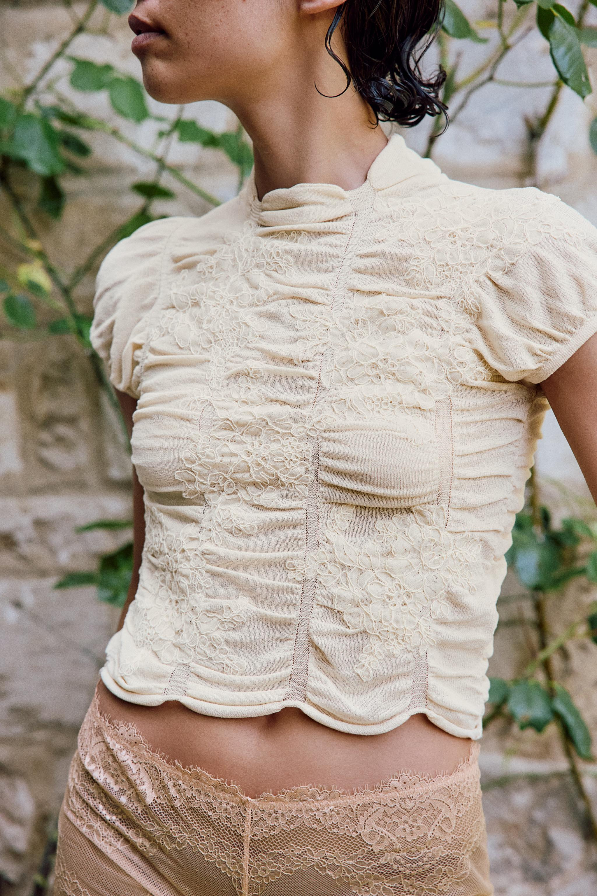 EMBROIDERED RUCHED KNIT TOP | Zara US