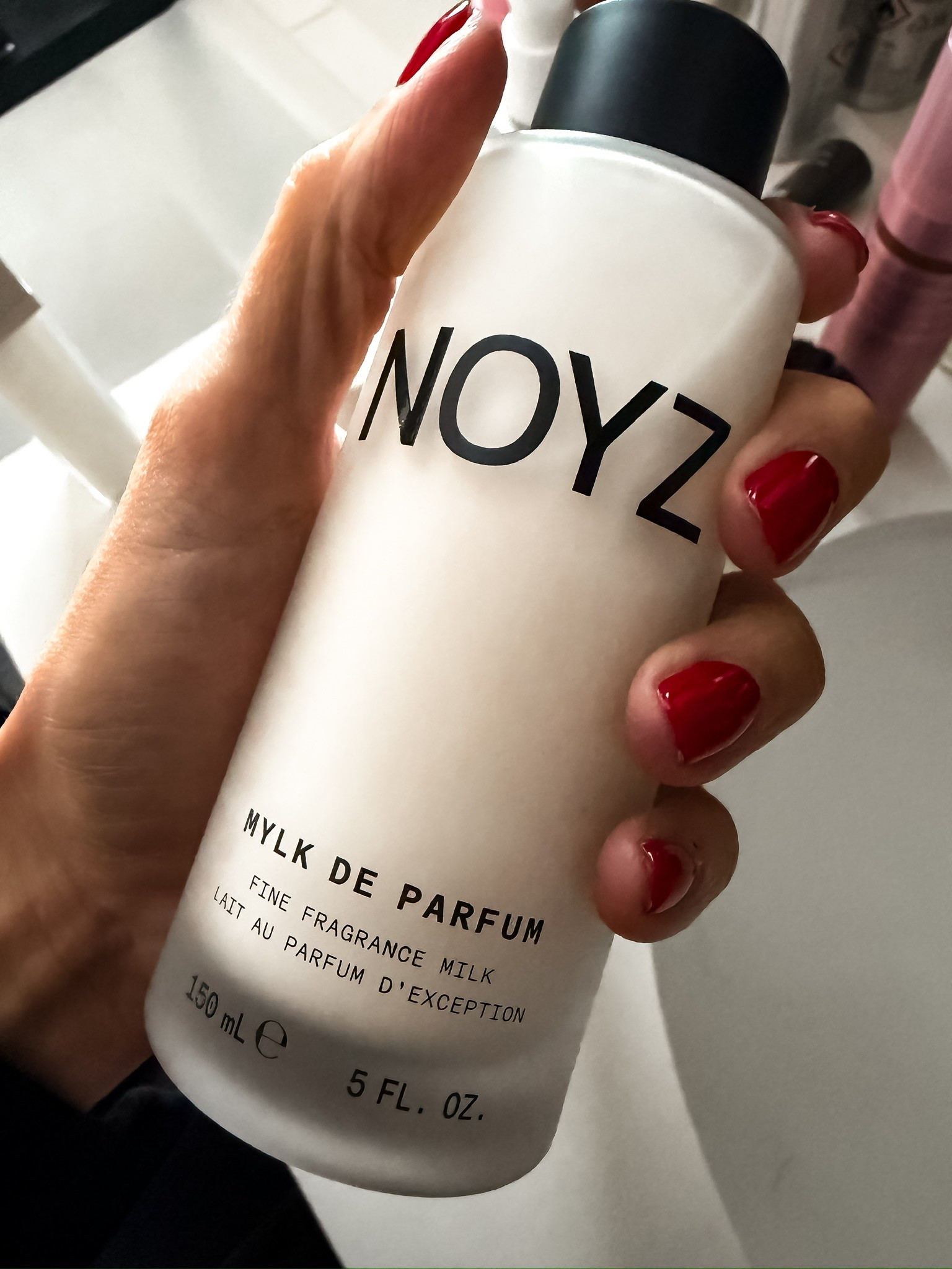 This is one of those scents people stop to ask about. The fragrance milk gives your skin a soft, hydrated feel while leaving behind a warm, clean scent that lasts for hours. I love layering it after a shower or before perfume to make the fragrance last even longer.

fragrance milk, perfume layering, body fragrance, long lasting scent, soft skin, everyday fragrance, beauty favorite, luxury beauty, clean scent, moisturizing body care, TheMomInStyle

#LTKselfcare #LTKBeauty #LTKTravel
