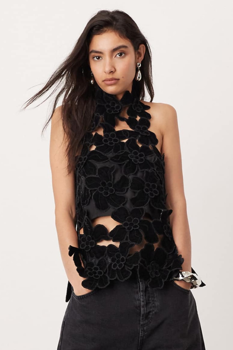 Black velvet holiday top 

#LTKSeasonal #LTKCyberWeek #LTKHoliday