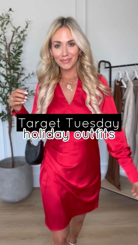 Target Holiday Outfits! // These are perfect for the holiday season for cocktail or office parties!

Wearing an xs in all pieces. All run tts and come in other colors. 

#ad #targetpartner #target #targetstyle @target @targetstyle

#LTKHoliday #LTKparties #LTKSeasonal
