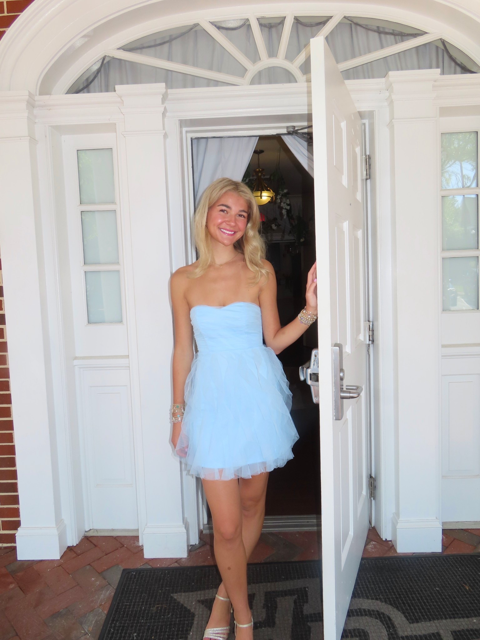 Semi formal dress!


#LTKootd #LTKBeauty #LTKFindsUnder100