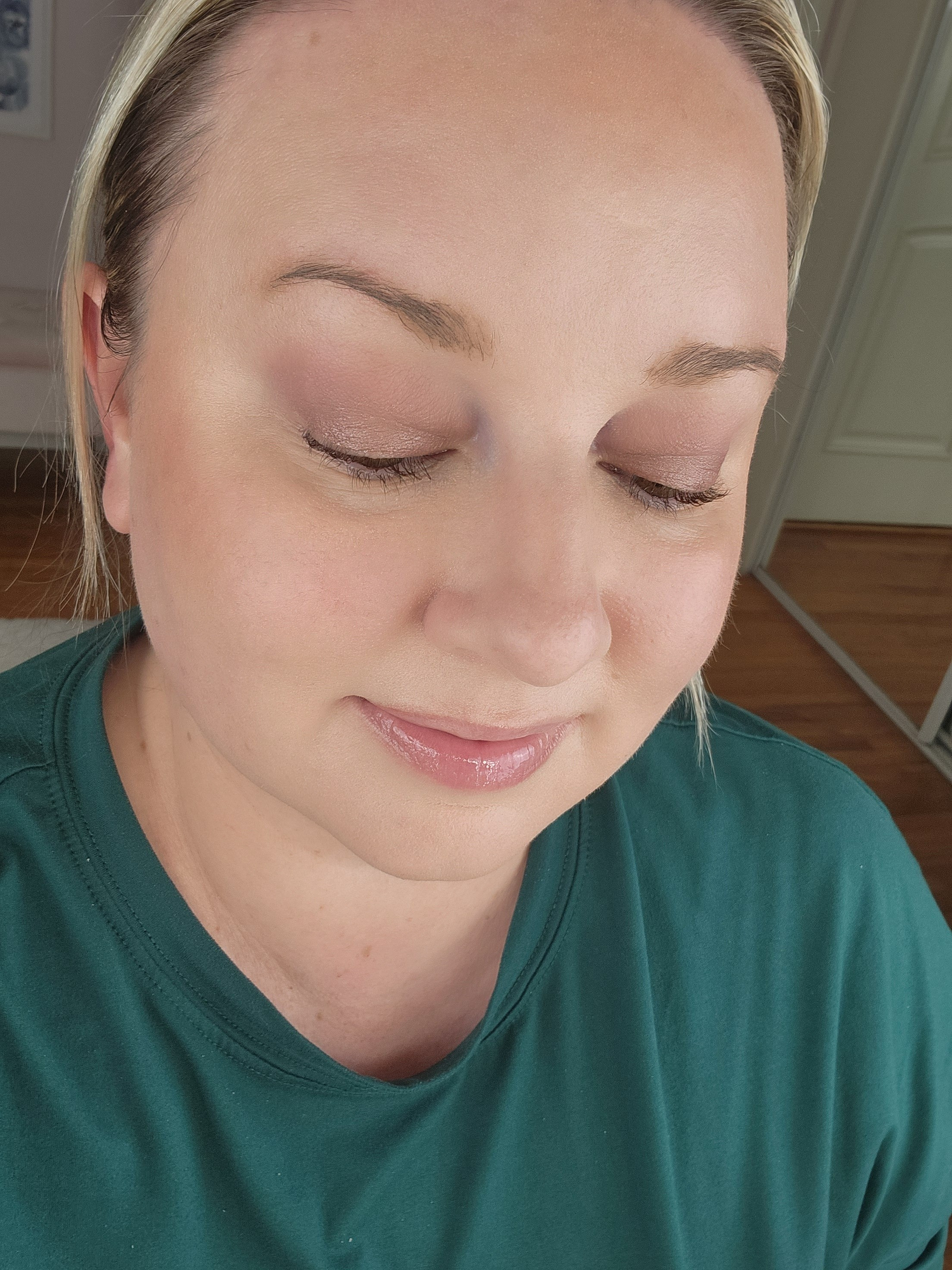 Everyday Fall eyeshadow I have been loving!

#LTKSeasonal #LTKFindsUnder100 #LTKBeauty