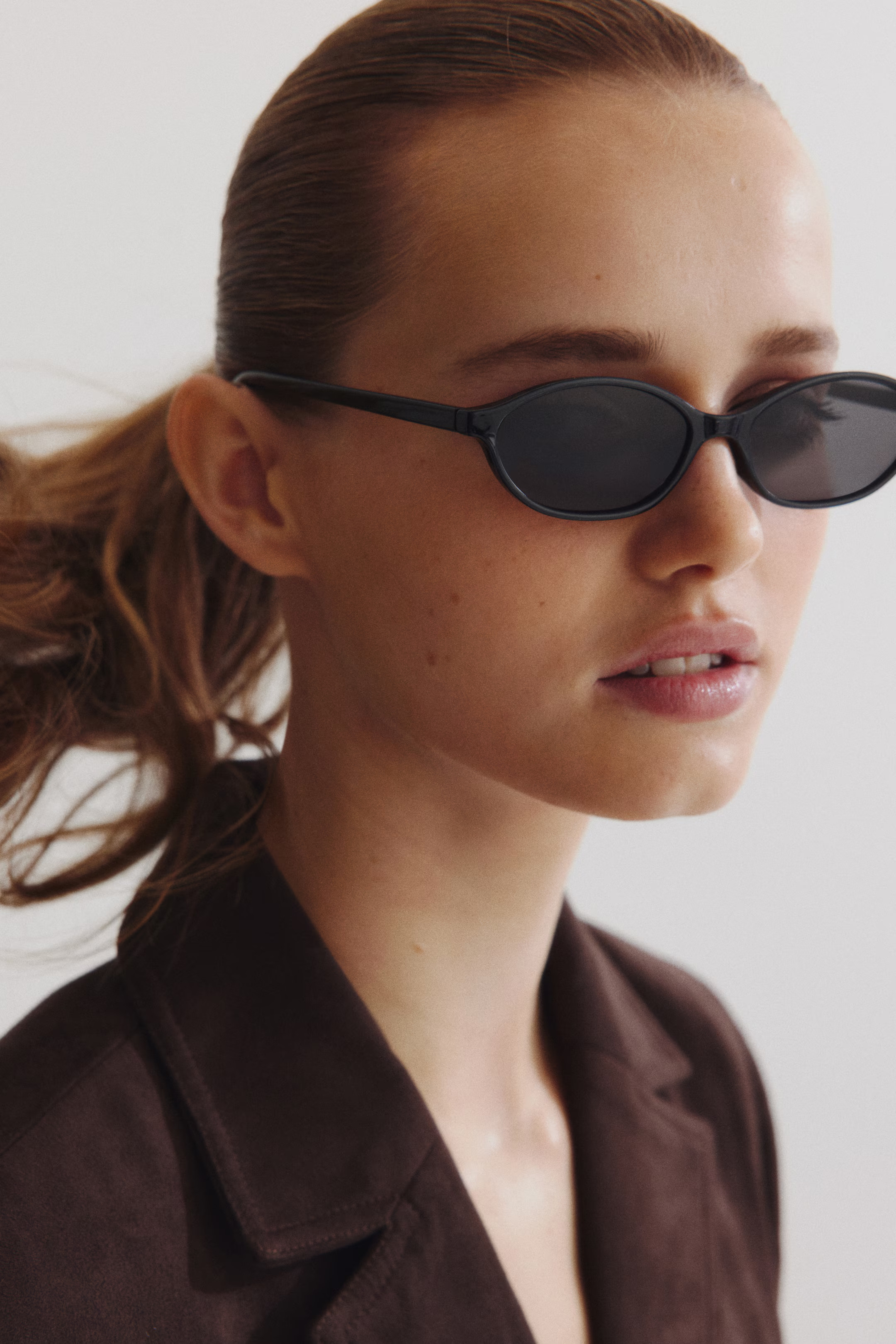 Oval sunglasses | H&M (UK, MY, IN, SG, PH, TW, HK)