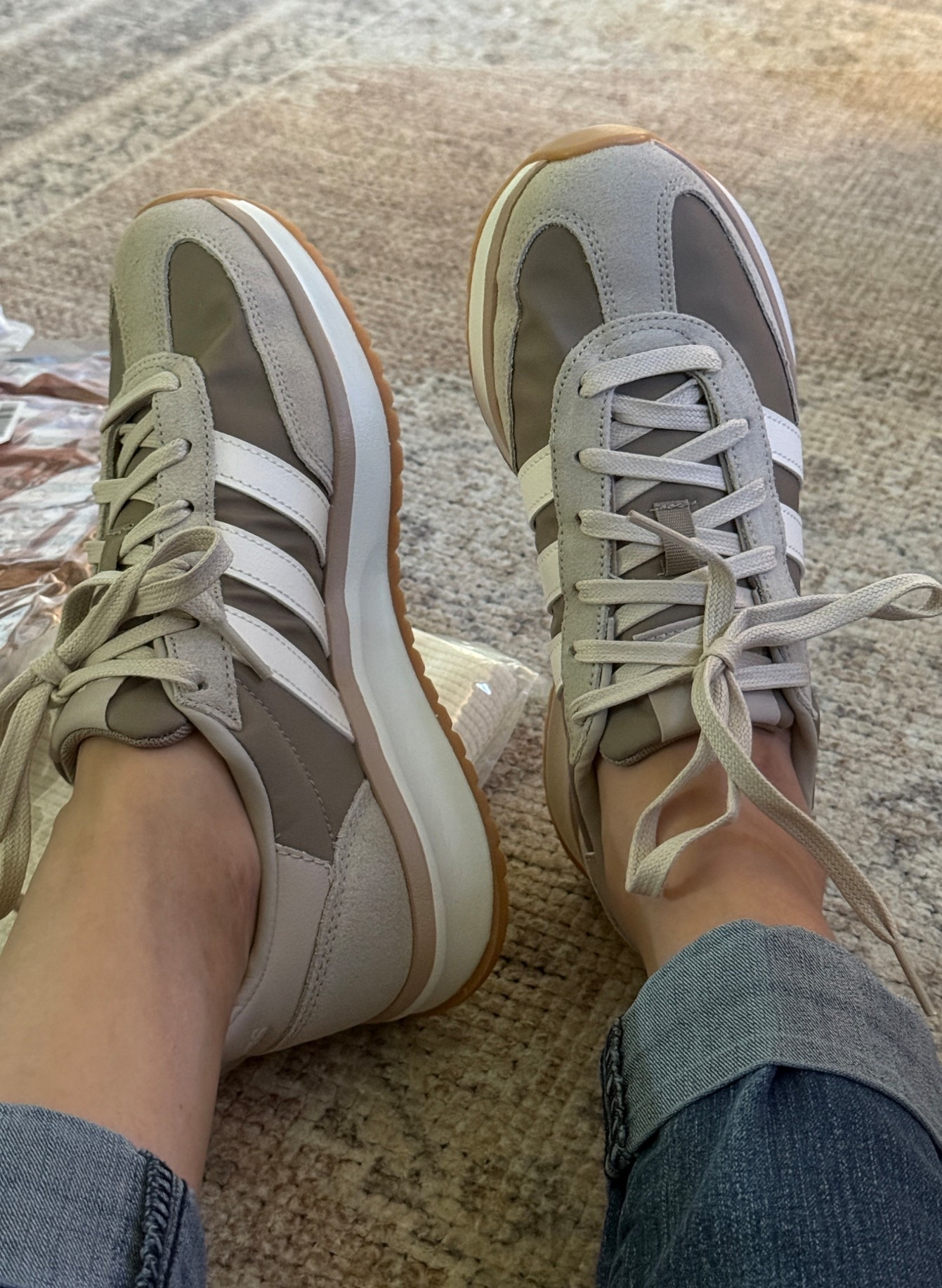 Loving these beautiful Adidas sneakers!! 



#LTKFindsUnder100 #LTKShoeCrush #LTKStyleTip
