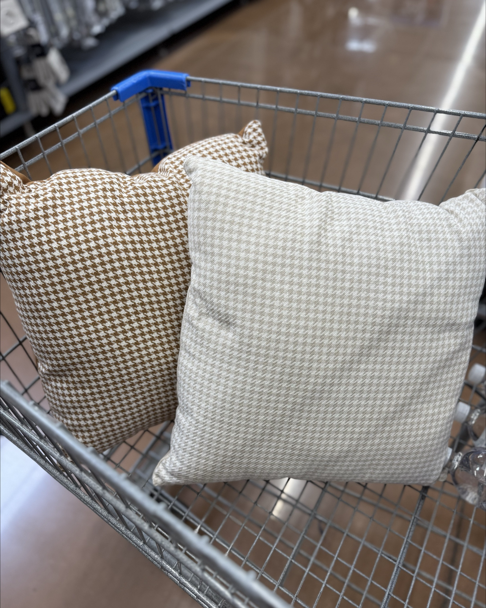 cutest decorative pillows!!

#LTKSeasonal #LTKHome