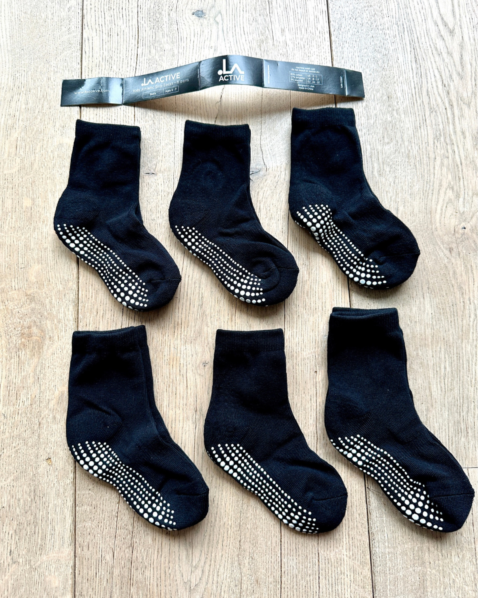 Keep little feet comfortable and secure with Non-Slip Grip Ankle Boys and Girls Athletic Crew Socks! 🧦 Designed for active kids, these socks offer excellent traction and a snug fit, perfect for sports and everyday adventures. Durable and stylish, they are a must-have for your child's wardrobe! Tagging a few more amazing kid's socks 🙌#KidsSocks #NonSlipGrip #AthleticSocks #ActiveKids #ComfortAndStyle #CreatorFavorites2024

