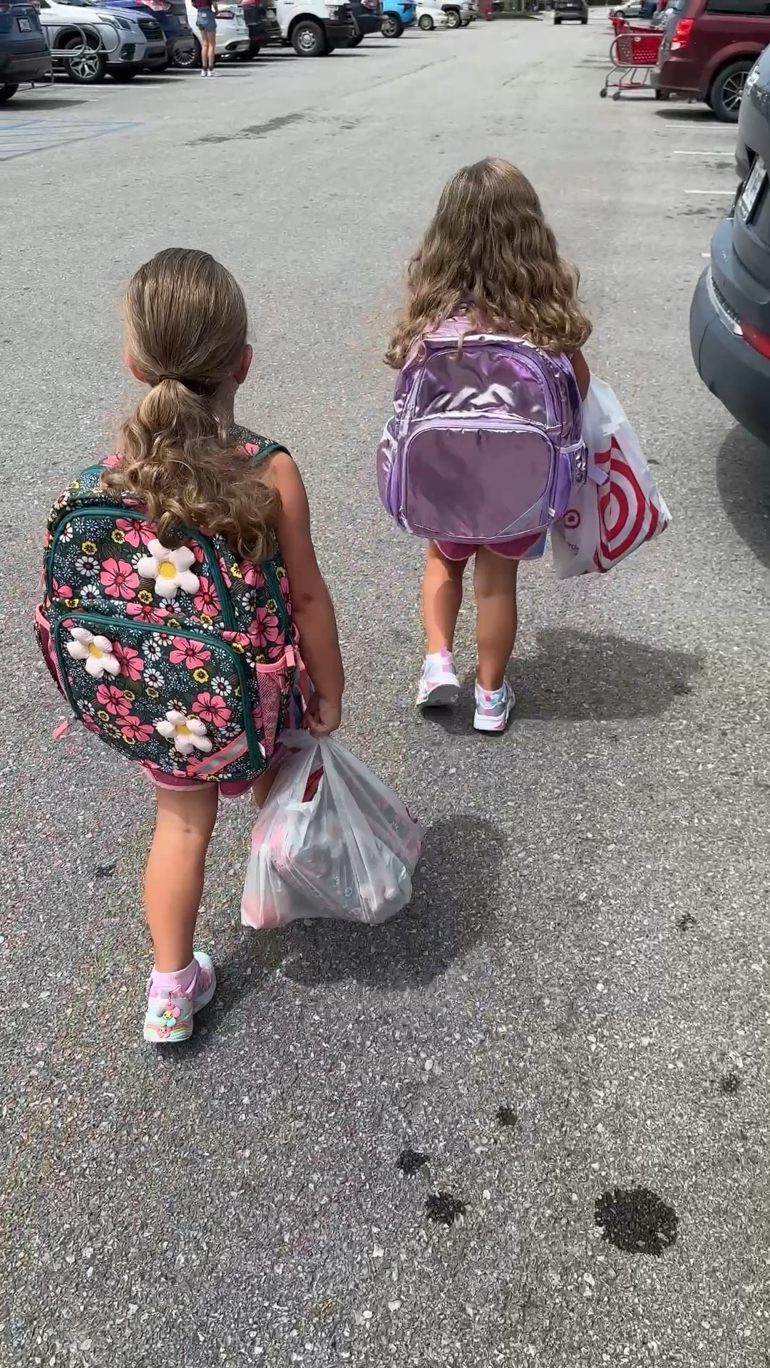 Scored all our back to school stuff today at Target! Matching Backpack, lunch box, water bottle, and bento box!! Such cute designs for low prices!

#target #cat&jack #backtoschool #backpack #lunchbox #waterbottle #bentobox