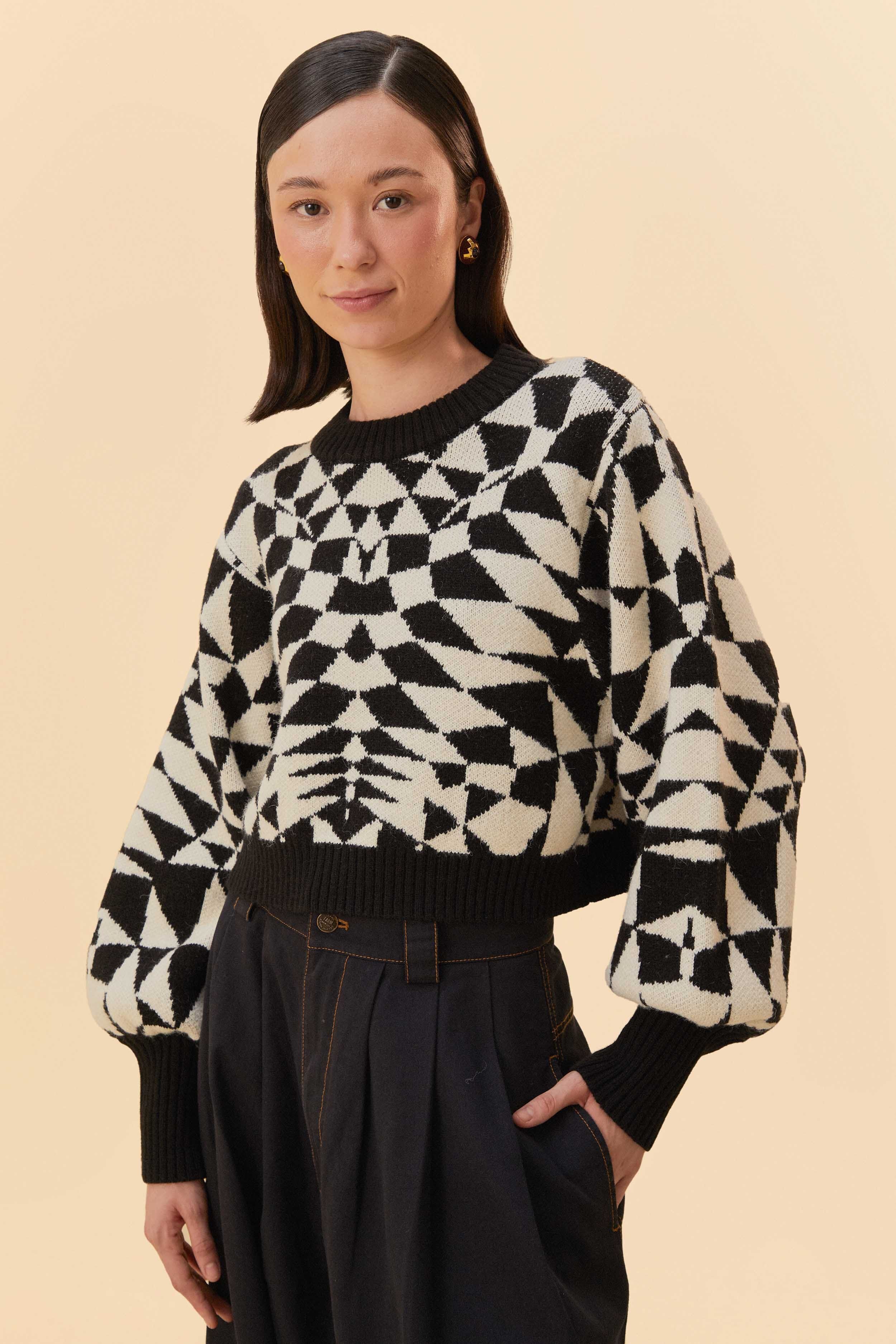 Black Heart Deco Knit Sweater | FarmRio