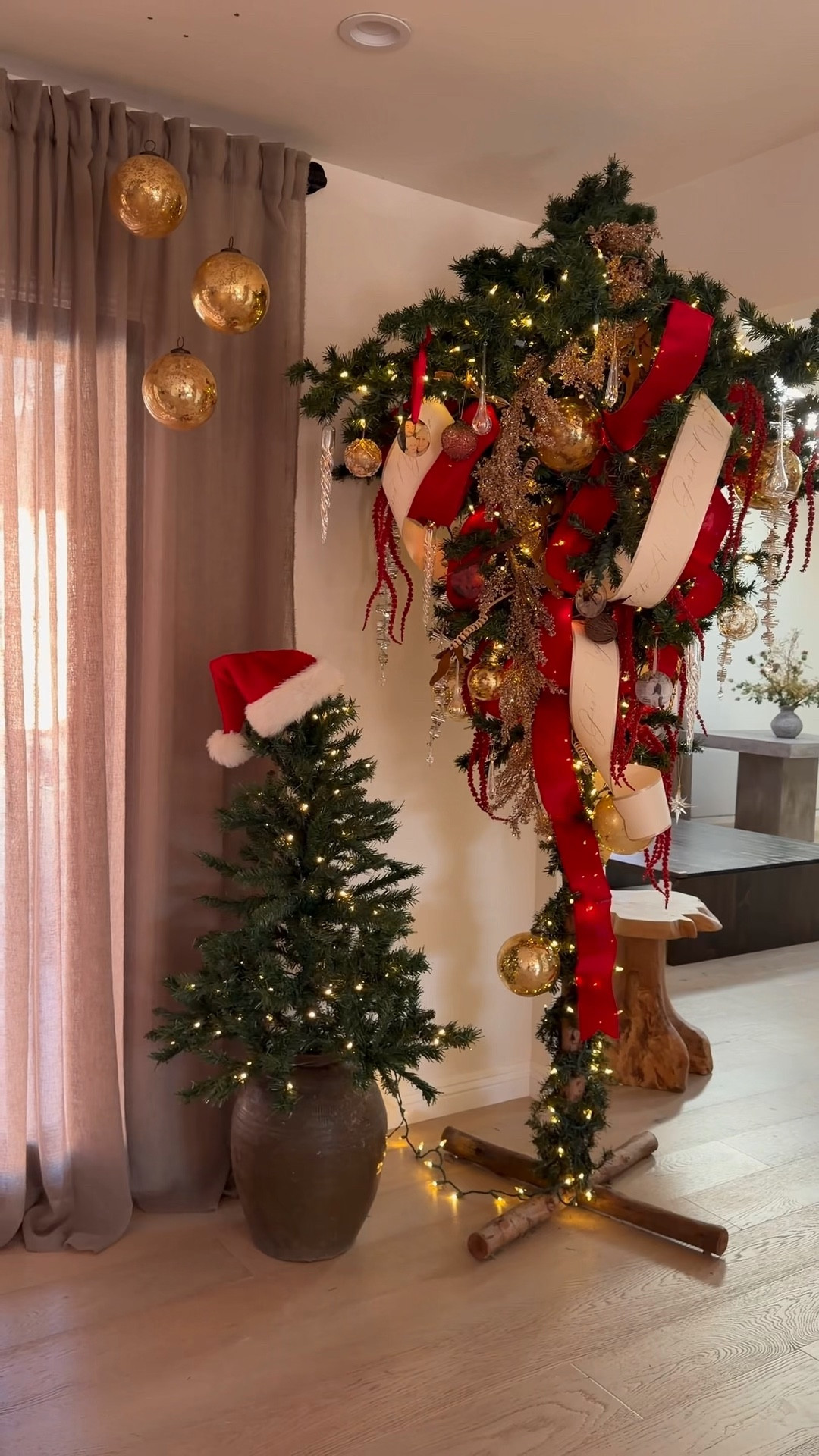 My upside down Christmas tree is finally up! Linking everything I could, including the gift wrap I got for a very Ralph Lauren esq Christmas theme. 

Upside down Christmas tree
Ralph Lauren Christmas theme
Paper garland 
Plaid gift wrap
Red velvet ribbon
Wrapping paper
Holiday decor
Glass ornaments
Personalized family ornaments
Brown rustic vase 
Personalized ornaments
Brown tapered candles 
Neutral tapered candles 
Mini Christmas tree 

#LTKHome #LTKFindsUnder50 #LTKHoliday