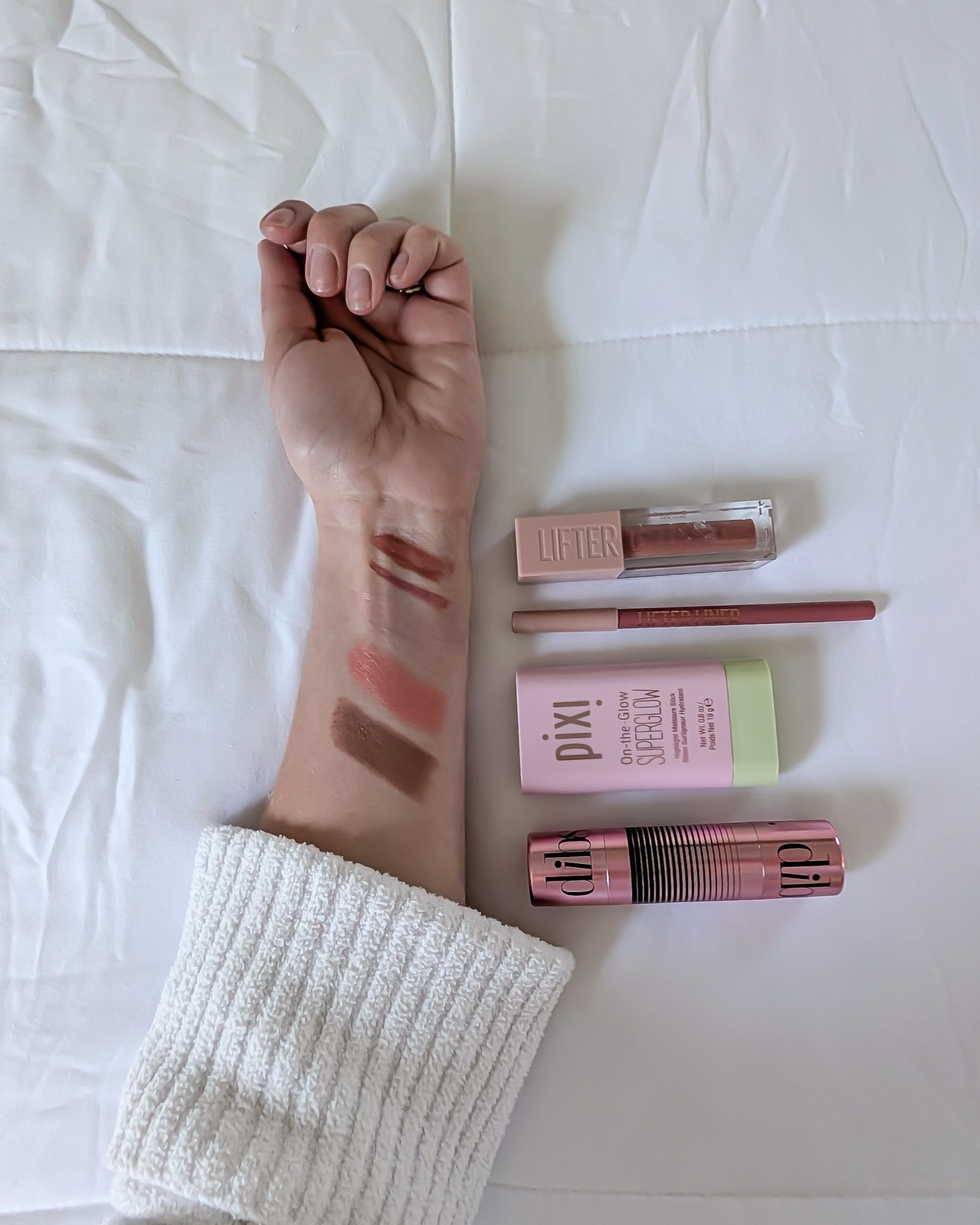 what I'm always grabbing for a quick makeup 

#LTKgrwm #LTKmorningroutine #LTKselfcare