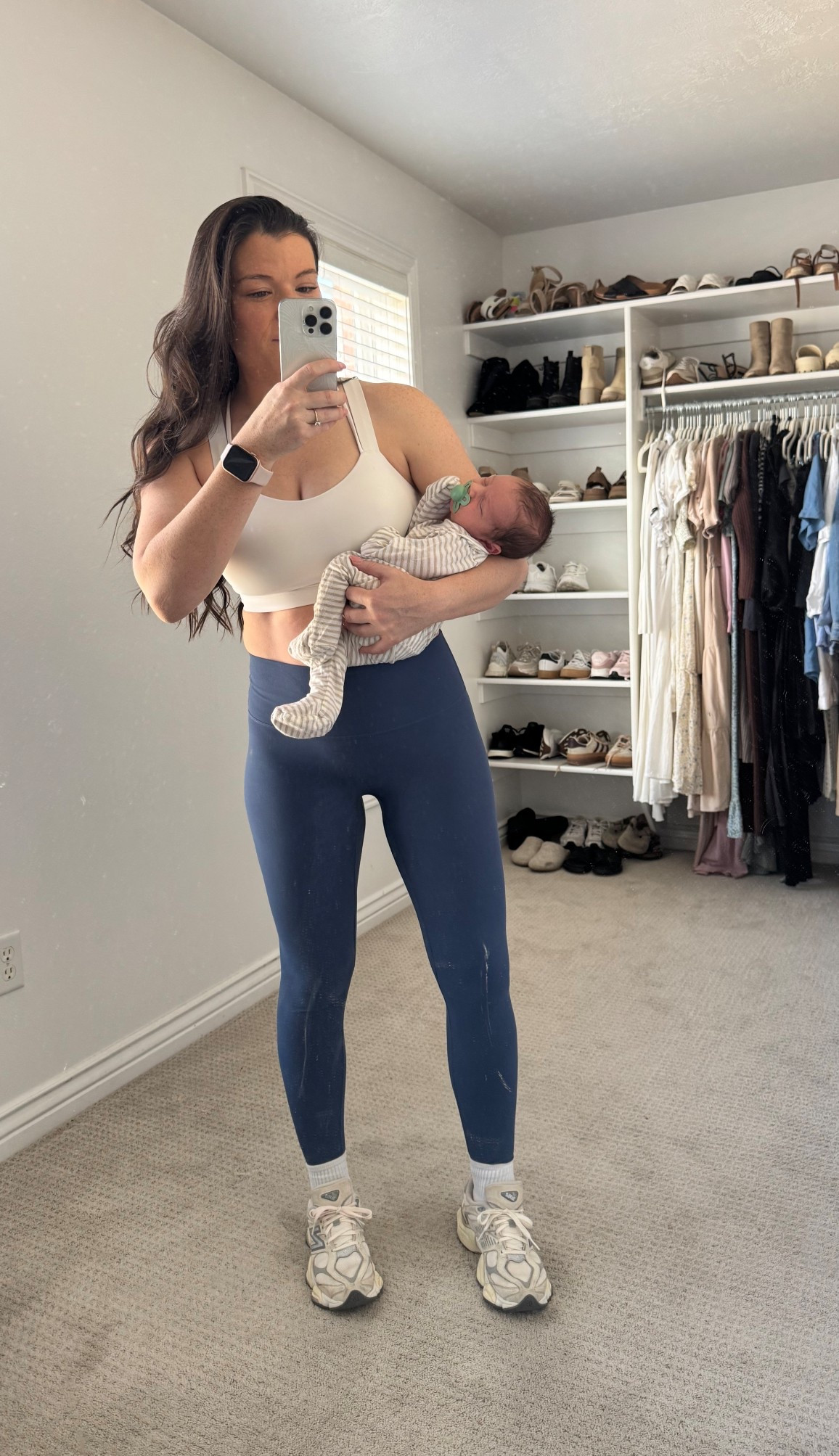 Early postpartum = everything comfortable! I wore these seamlsss leggings throughout pregnancy too 💙

#LTKBump #LTKBaby