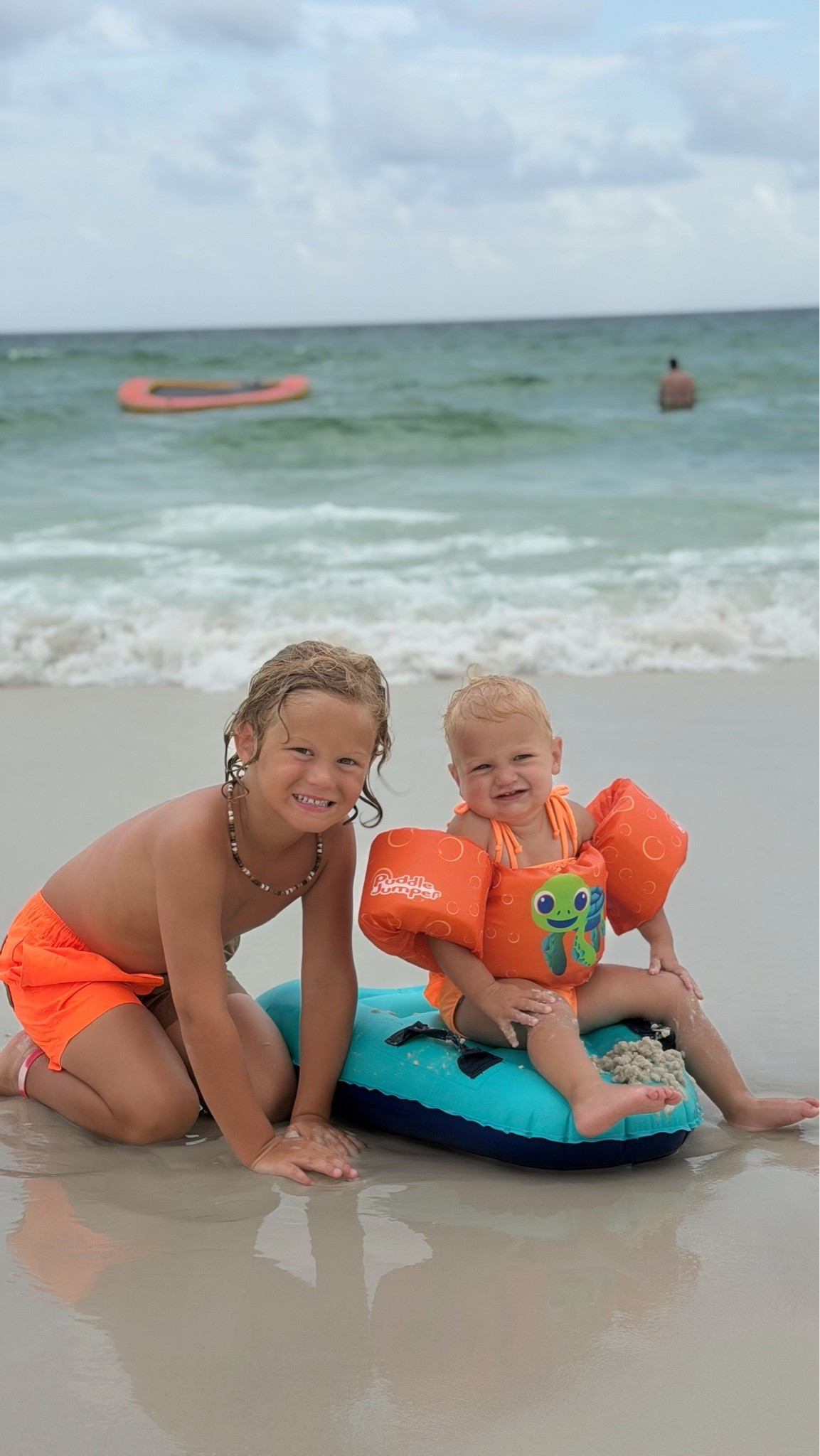 Siblings in orange swim! So easy to spot in the water and on the beach! 🍊

#LTKmomlife #LTKTravel #LTKSwim
