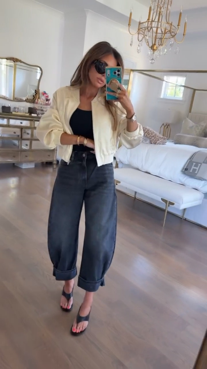 Little Zara OOTD! This bomber is fun! Wearing a small in the jacket and tank top. US 4 in jeans! 

Zara fashion, Zara finds, Nordstrom fashion, Fall outfits women, Business casual workwear, Teacher outfits, Bomber jacket, Barrel jeans, Gemme Beauty, Emily Gemma

#LTKootd #LTKSeasonal #LTKdayinmylife