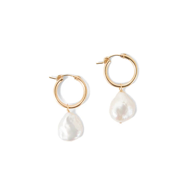 Minoux Coin Pearl Hoops | Clare Vivier