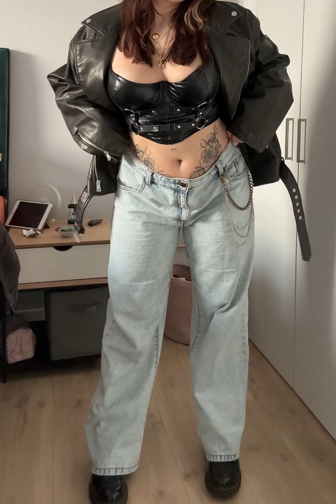 concert outfit 
164cm | UK 14 | 32HH

baggy jeans: cotton on [14]
corset top: curvy kate [32H]
boots: dr martens
jacket: primark -> similar linked 
harness: absence of colour 

#LTKmidsize #LTKparties #LTKFestival