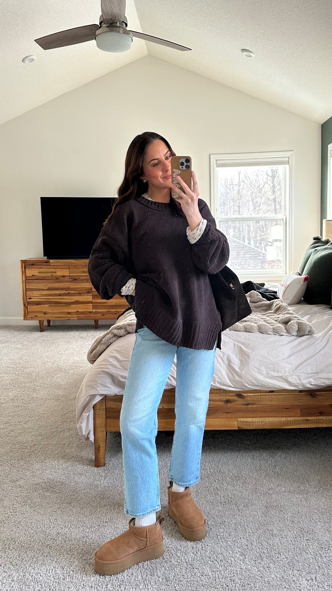 Easy mom friendly winter outfit for days when you’re bloated but wanna look cute! Wearing m printed long sleeve, s sweater (both aerie & on sale), 27x26 jeans 

#LTKPetite #LTKSaleAlert #LTKSeasonal
