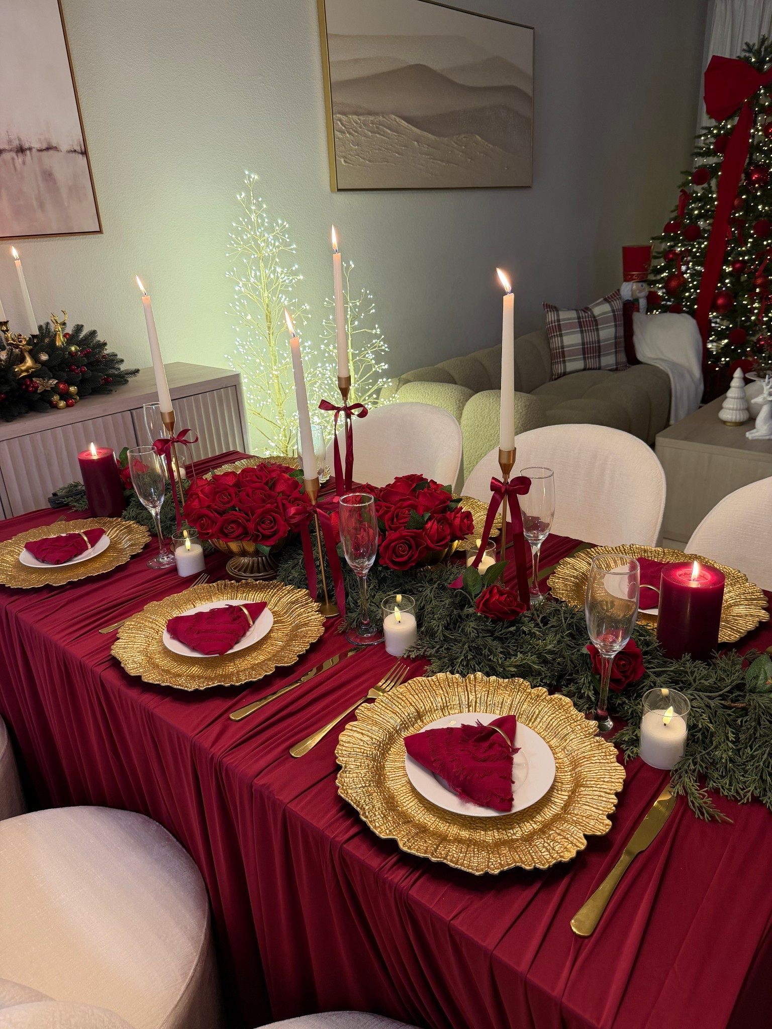 Christmas table decorations 

#LTKHoliday