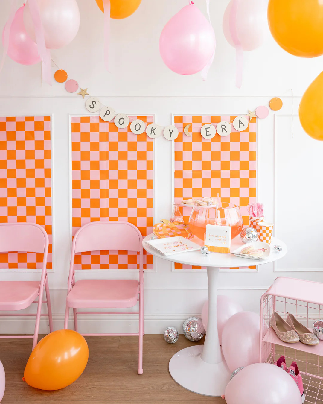 Pink and Orange Checked Paper Table Runner | My Mind's Eye