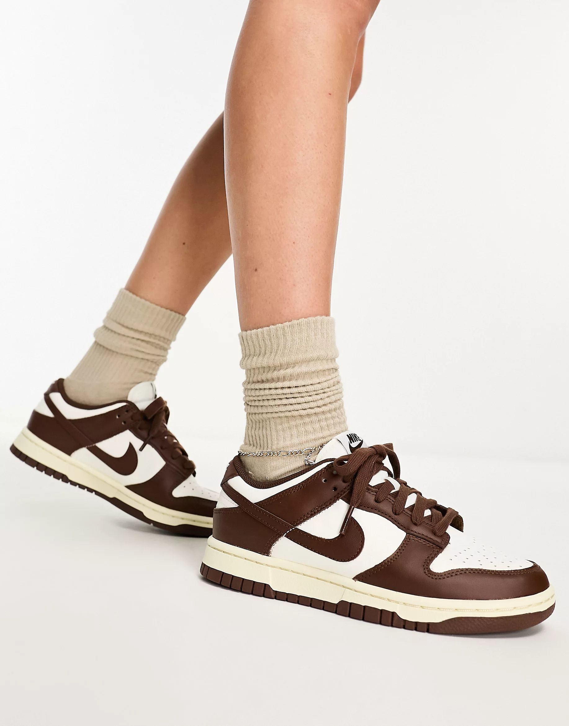 Nike Dunk low trainers in cacao wow brown | ASOS (Global)