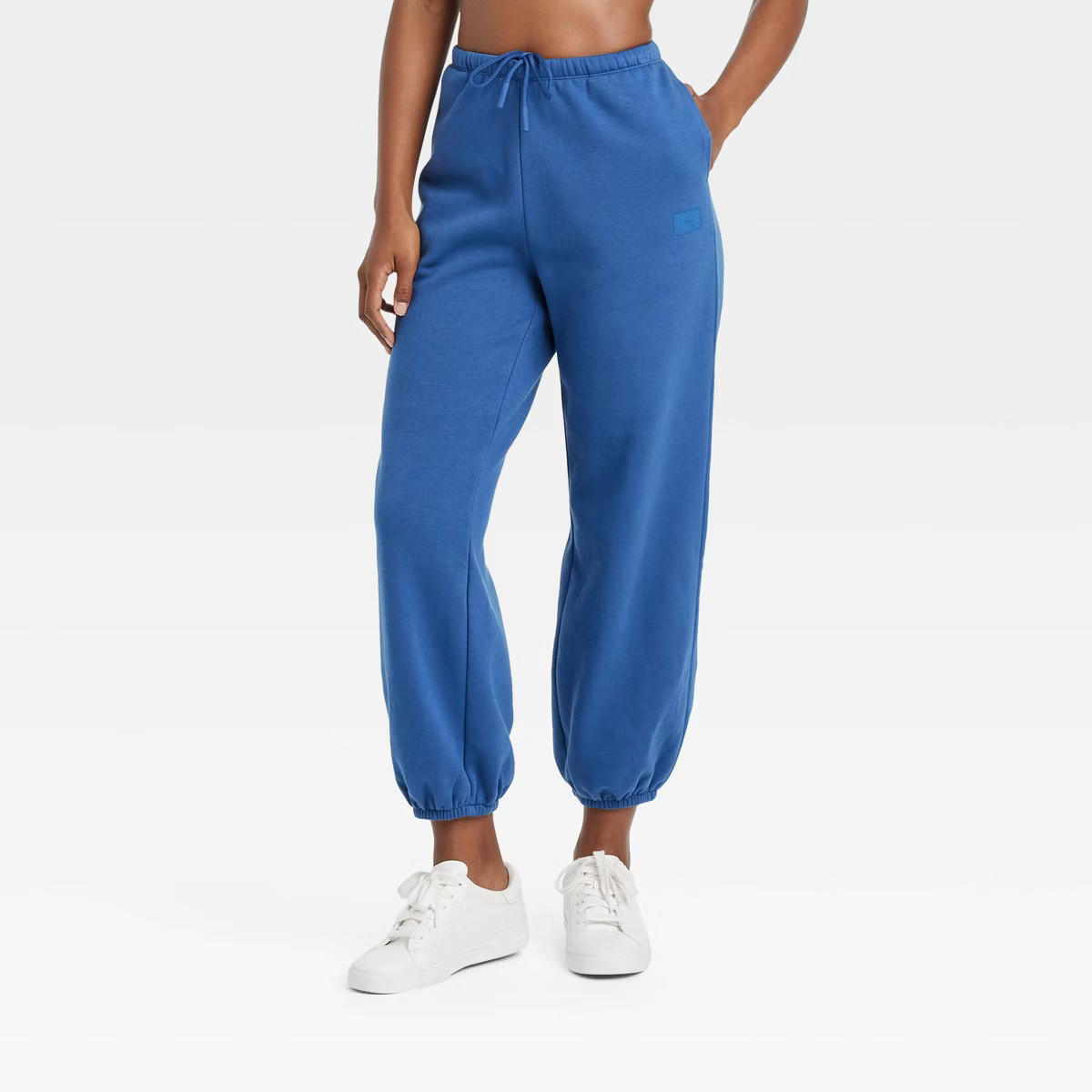Women's Fleece Mid-Rise Cinched Jogger Sweatpants - JoyLab™ | Target