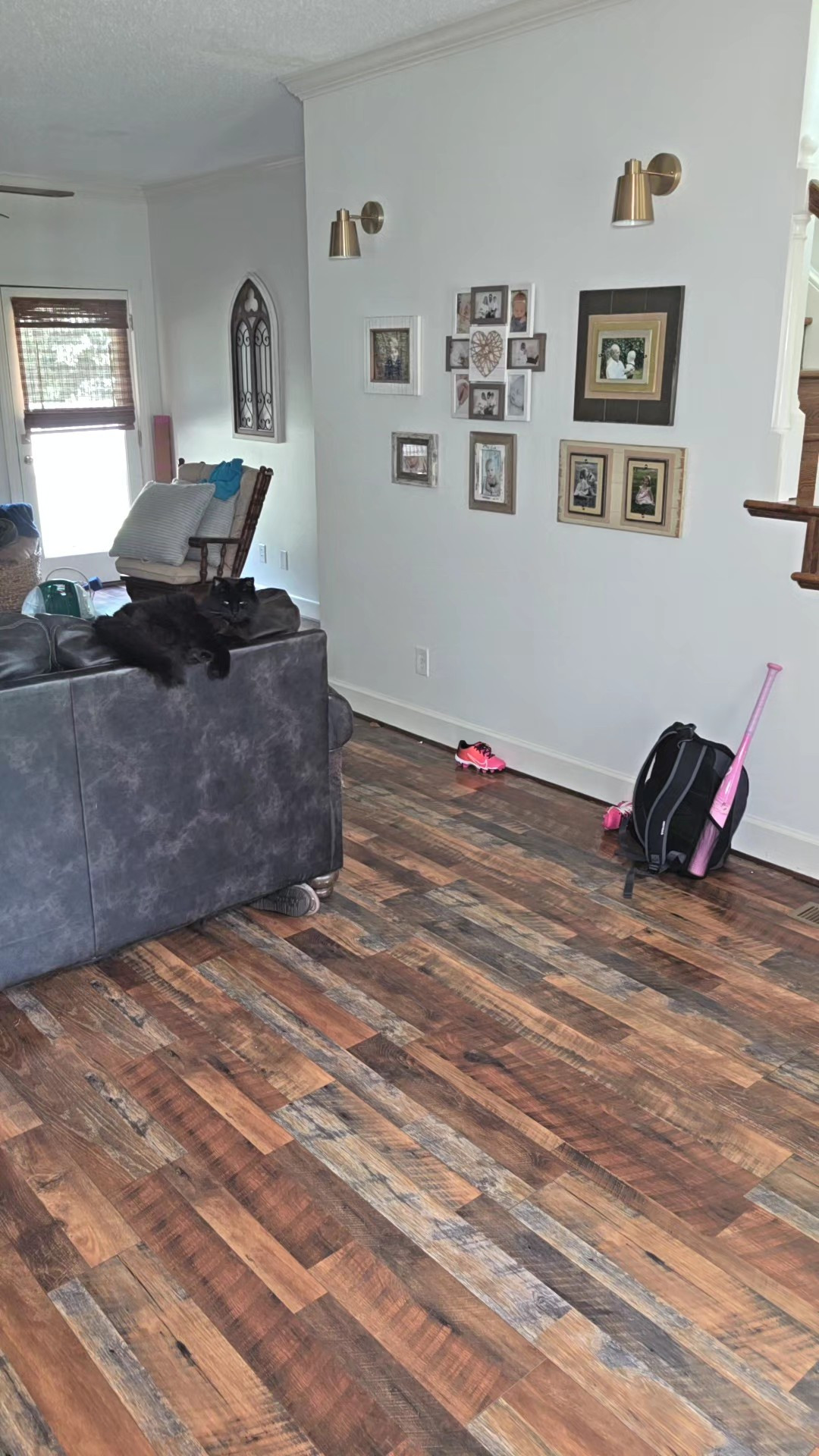 This rolling coat rack just solved my clutter problem 🙌Wrought iron, super sturdy, spins 360° AND has a bottom bin for shoes, bags, or whatever life throws at you. Perfect for laundry days, outfit planning, or small spaces where you need it all in one spot 👏#organization #homedecorfinds #smallspacesolutions #amazonfinds #ltkhome

#LTKKids #LTKHome #LTKmomlife