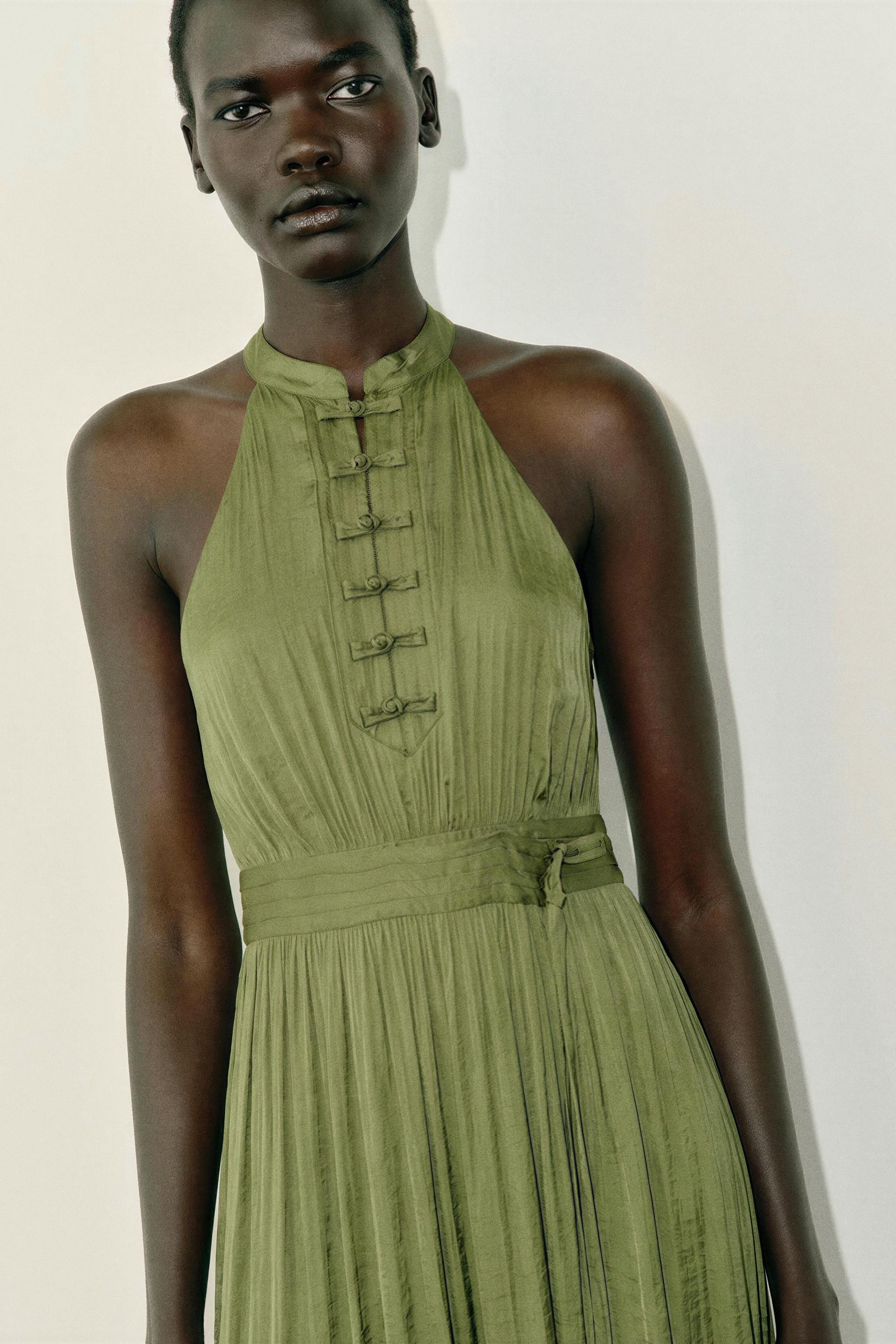 LONG HALTER FROG FASTENING DRESS | Zara US
