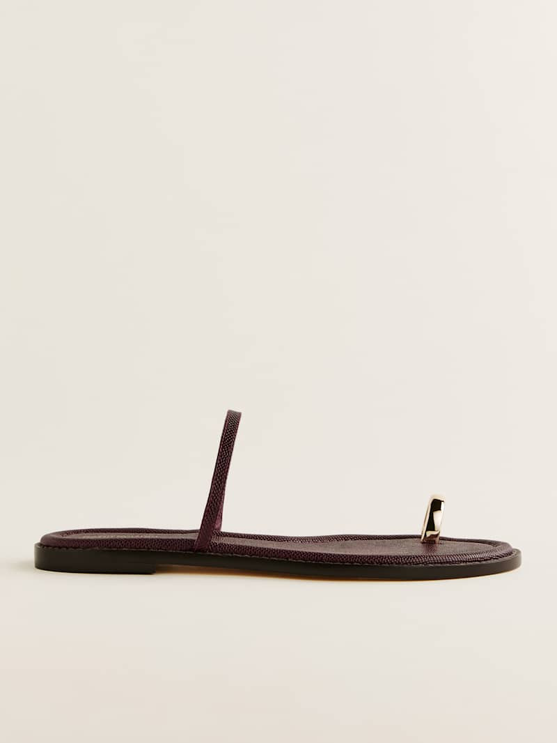 Cassandra Flat Sandal | Reformation (Global)