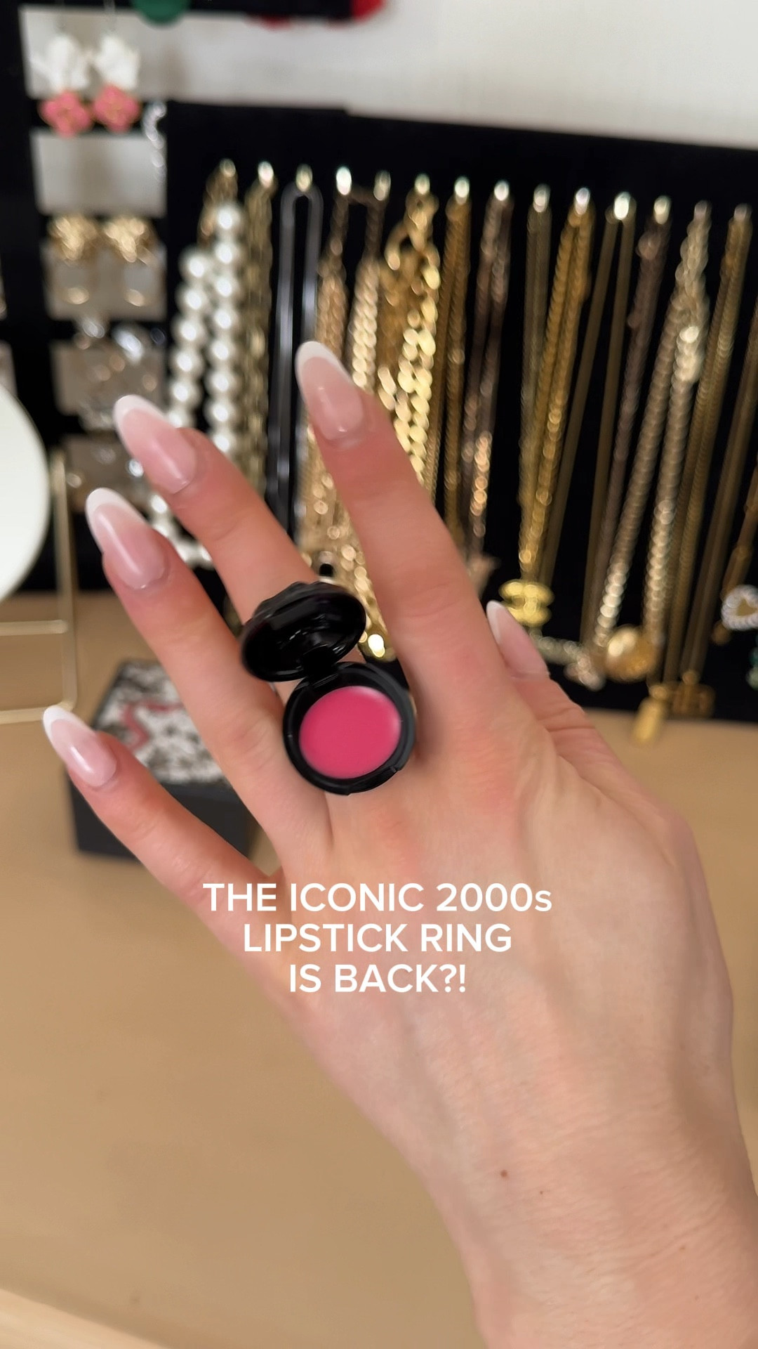 The iconic 2000s lipstick ring is BACK 🙌🏼🖤

Beauty finds
Lipstick
Ring

#LTKBeauty #LTKWatchNow #LTKFindsUnder50