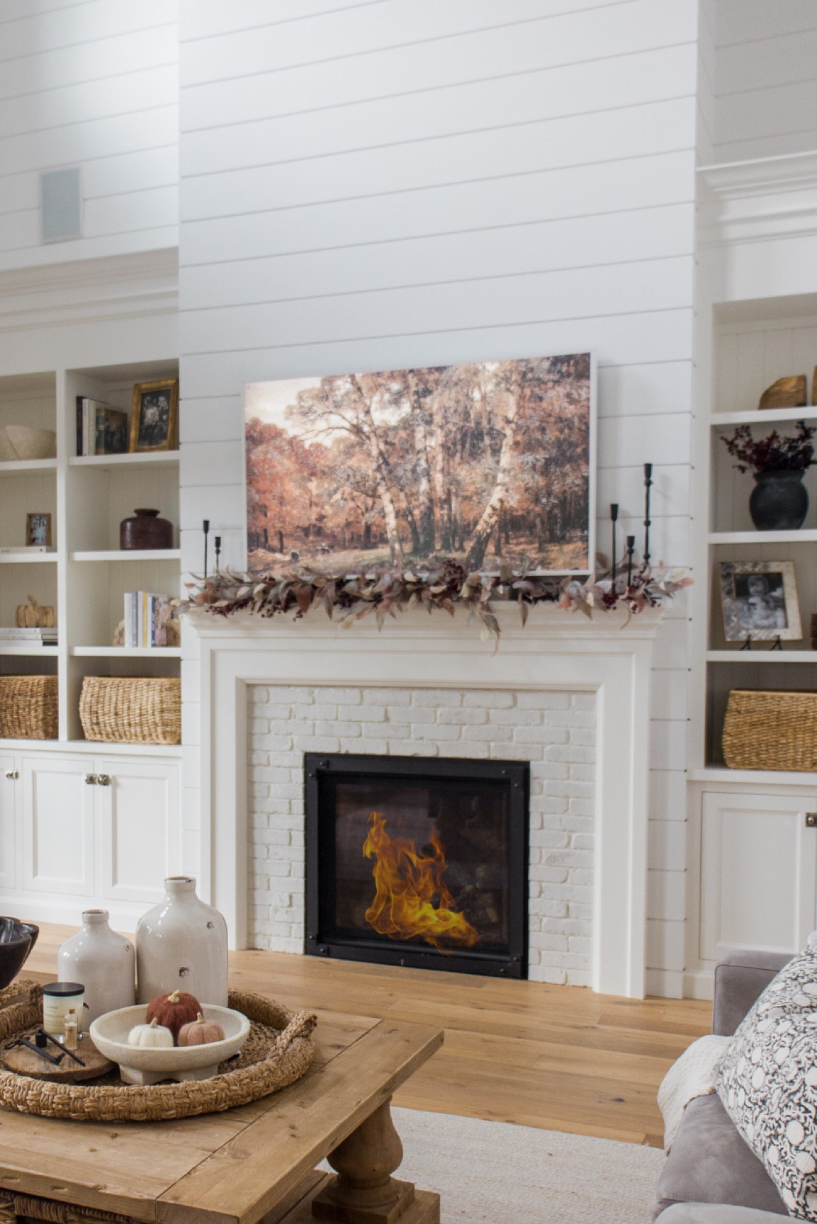 5 DAYS OF FALL DECOR - DAY 1

Our fireplace mantle got a fall glow up using faux stems and candlesticks. Candlesticks are from The TKL Shop but everything else is linked below 

#LTKHalloween #LTKSeasonal #LTKhome