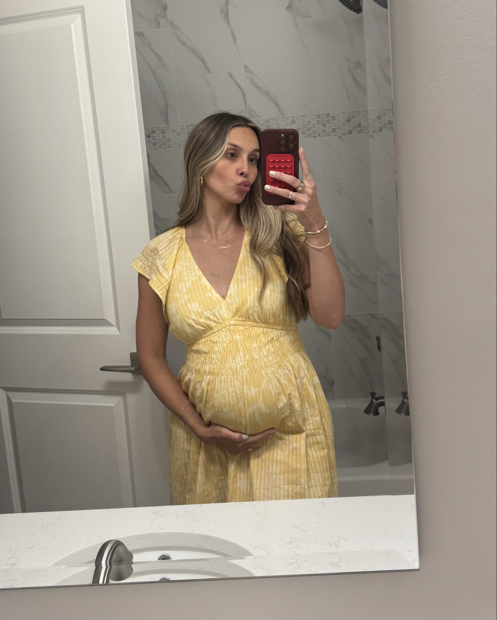 Wearing a size small 💛 maternity wear 

#LTKStyleTip #LTKFamily #LTKBaby