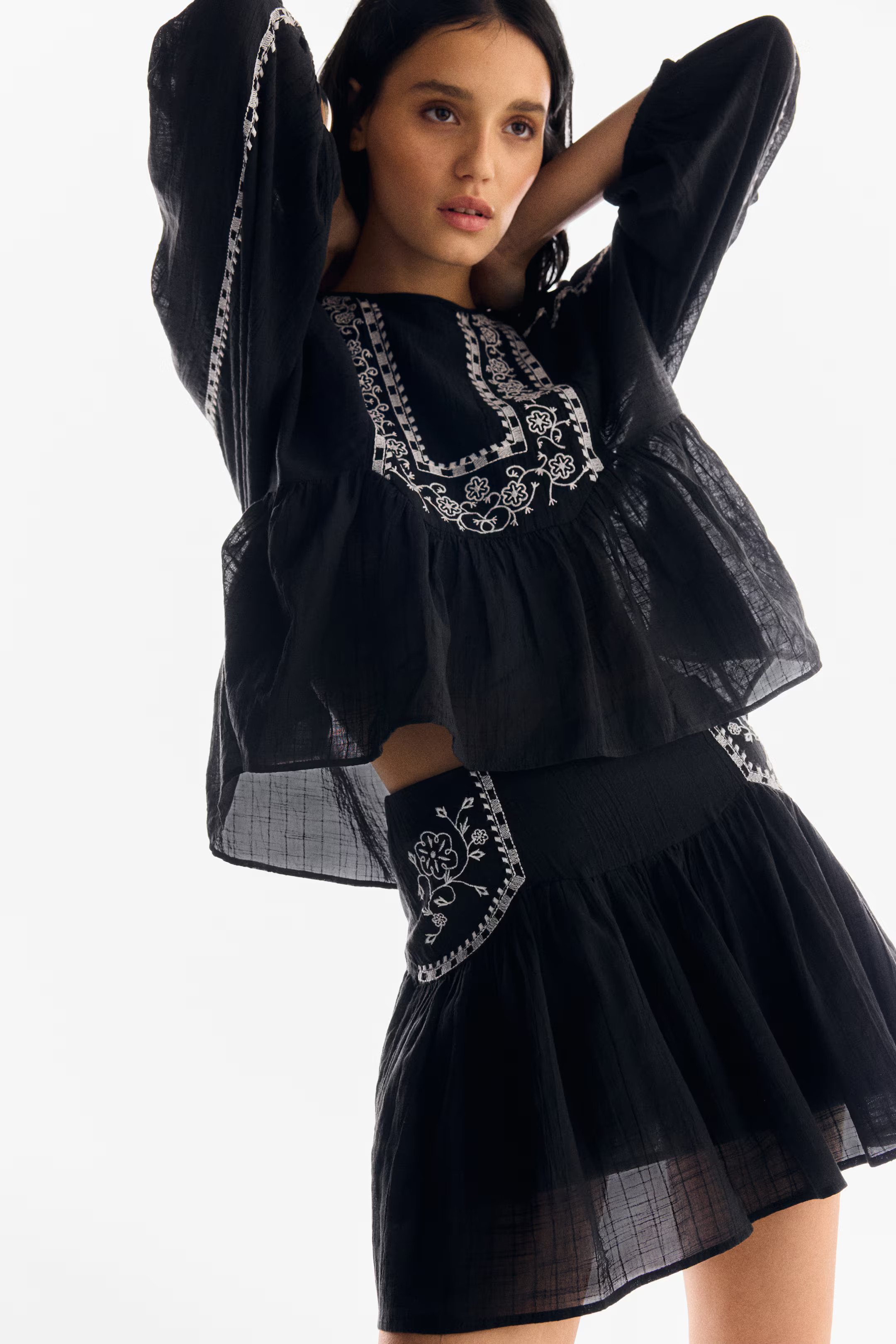 Embroidered Blouse | H&M (US + CA)