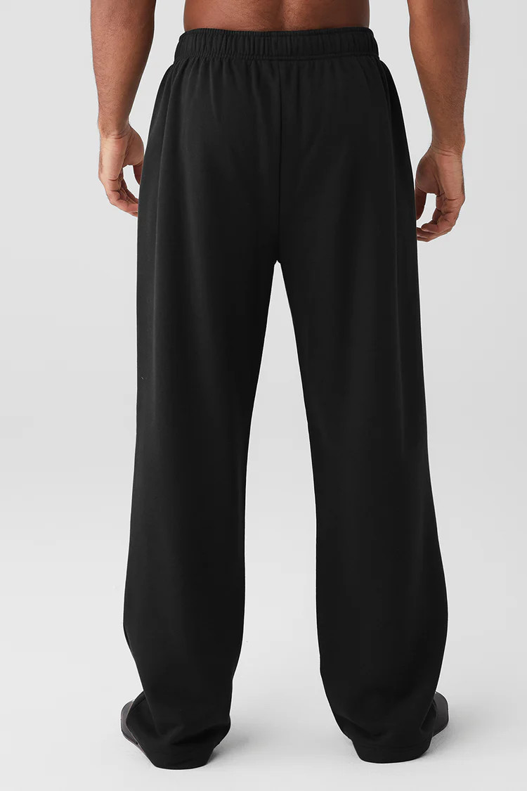 Accolade Straight Leg Sweatpant | Alo Yoga (US)