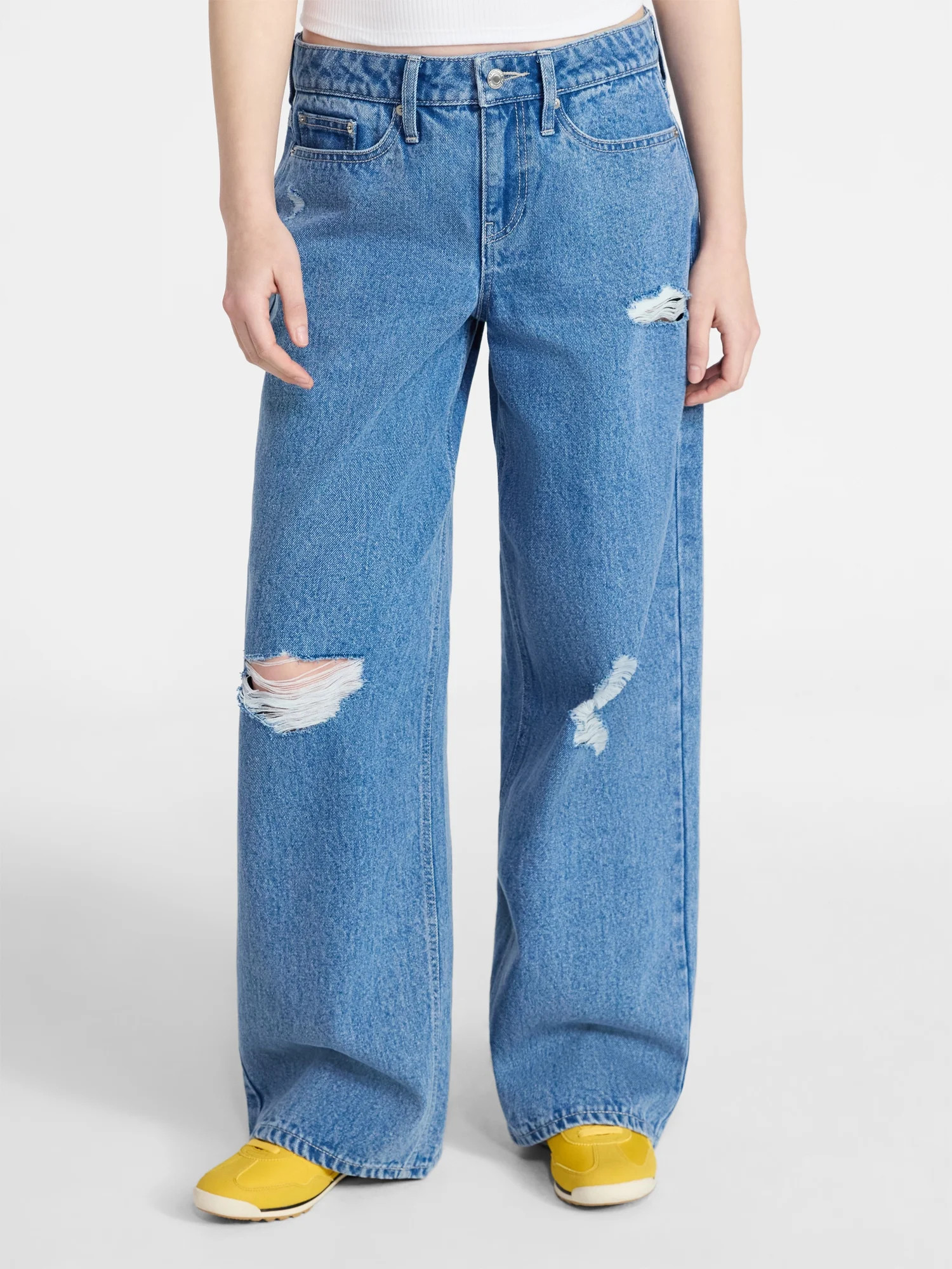 No Boundaries Low Rise Baggy Wide Leg Jeans, Women's 00-20 - Walmart.com | Walmart (US)
