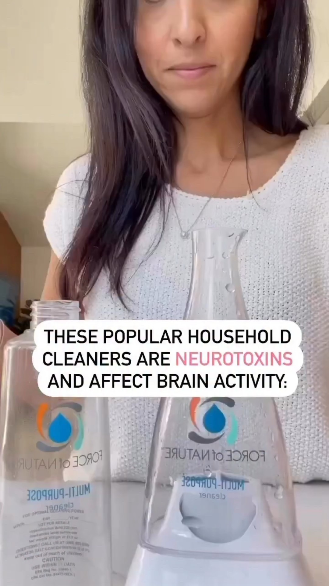 ‼️First the avoid ingredients list! Save this list to check your labels and help you on your next shopping trip:

❌Chlorine bleach: Found in laundry detergents, toilet bowl cleaners, and disinfectants.
❌Ammonia: Present in glass cleaners, floor cleaners, and some bathroom cleaners.
❌Phthalates: Often used as fragrance ingredients in air fresheners and some cleaning products.
❌Triclosan: Found in antibacterial soaps, dishwashing detergents, and surface cleaners.
❌Formaldehyde: Sometimes used in furniture polishes and carpet cleaners.
❌Volatile organic compounds (VOCs): Common in air fresheners, aerosol sprays, and certain cleaners.
❌methylisothiazoline
❌phenoxyethanol

✨make sure they say “1,4-dioxane free” which is a chemical compound that is sometimes found as a contaminant in certain household cleaning and personal care products. It is not intentionally added but can be a byproduct of other ingredients or manufacturing processes
artificial fragrance

Which brands tend to include these ingredients that WE personally avoid:
-Clorox
-Pledge
-Windex
-Simple green
-Palmolive
-Cascade
-Lysol
-Dawn
-Seventh generation
-Mrs meyers
-Babyganics

⤵️⤵️⤵️For the full list of completely toxinfree cleaners, just comment below “cleaners” and I will send it your way!
.
.
.
#toxinfree #nontoxic #nontoxicliving #cleaning #cleaningproducts