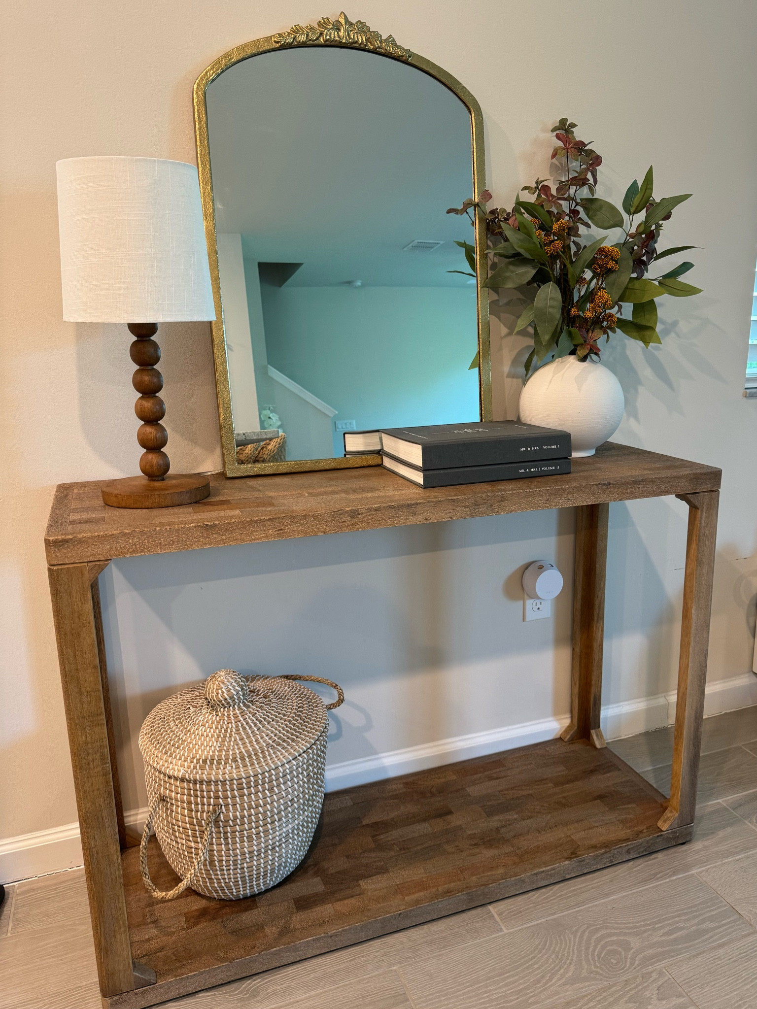 Entryway table styling! 🧡 #target #home

#LTKFindsUnder100 #LTKHome #LTKSeasonal