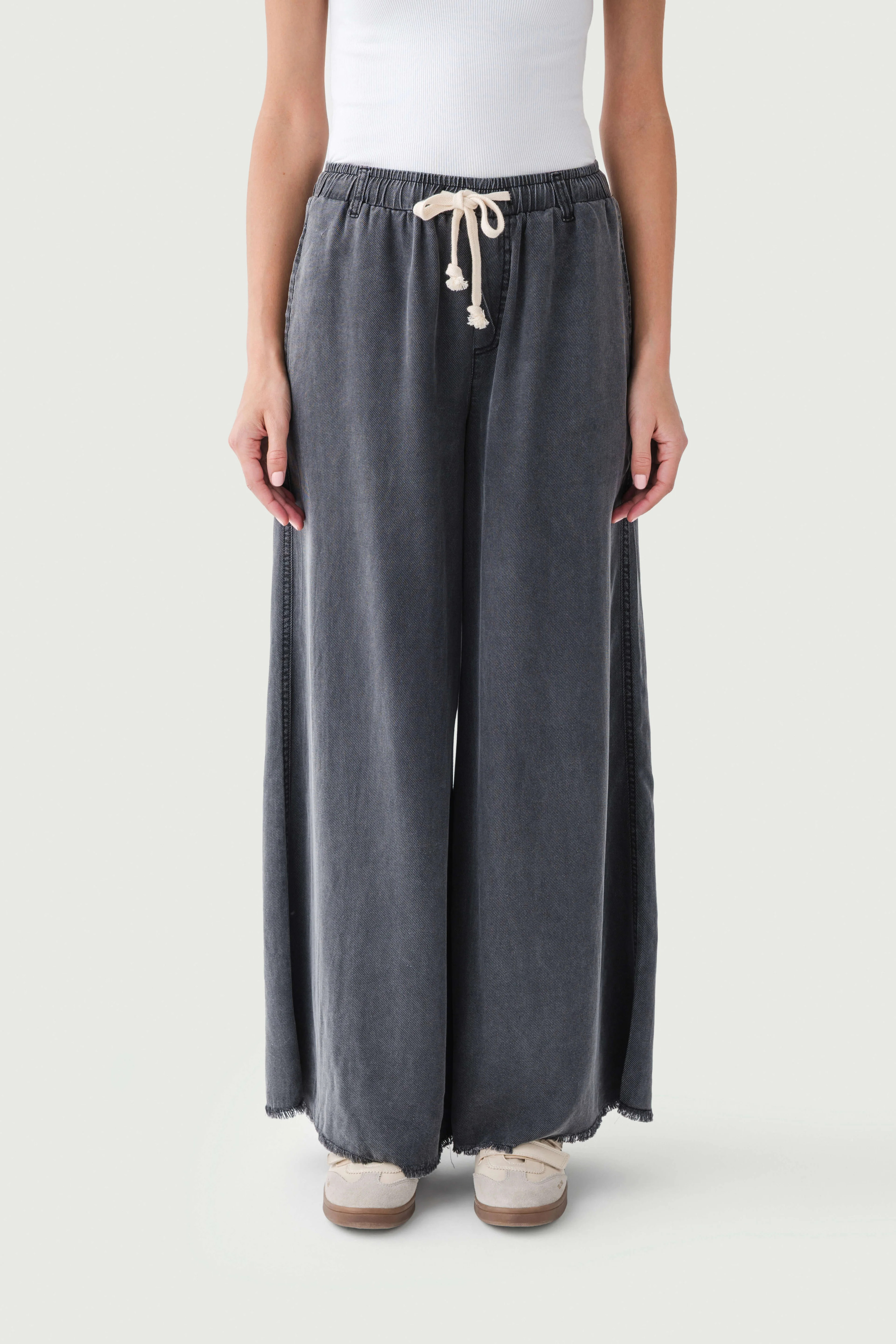 Vintage Havana Tencel Wide Leg Pant | Social Threads