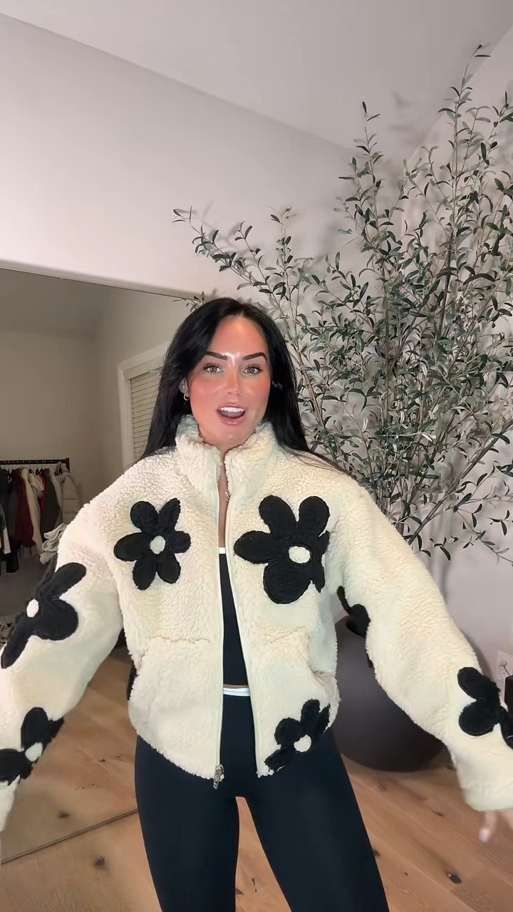 Such a fun girly jacket! I’m wearing a size small in everything. 

My Sizing 📏 5’7, 145lbs, 32dd



#LTKU #LTKStyleTip #LTKWatchNow