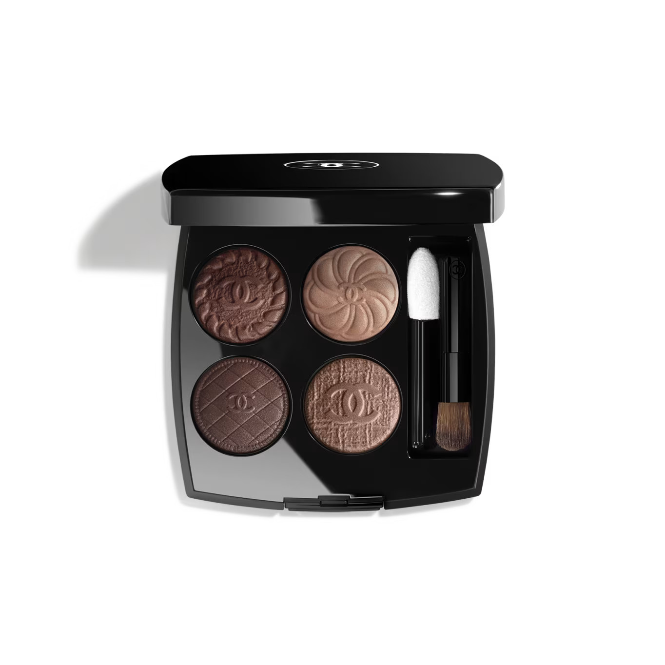 LES 4 OMBRES BOUTONS Multi-effect quadra eyeshadow 219 - Boutons couture | CHANEL | Chanel, Inc. (US)