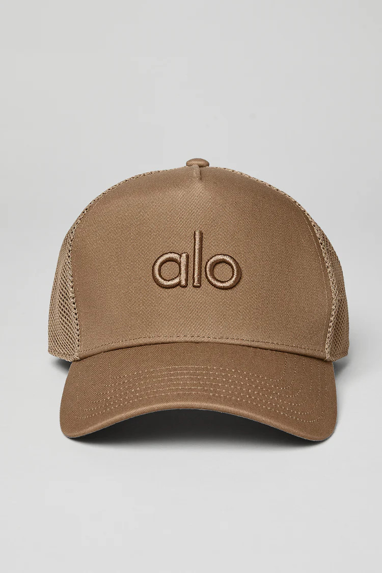 District Trucker Hat - Gravel | Alo Yoga (US)