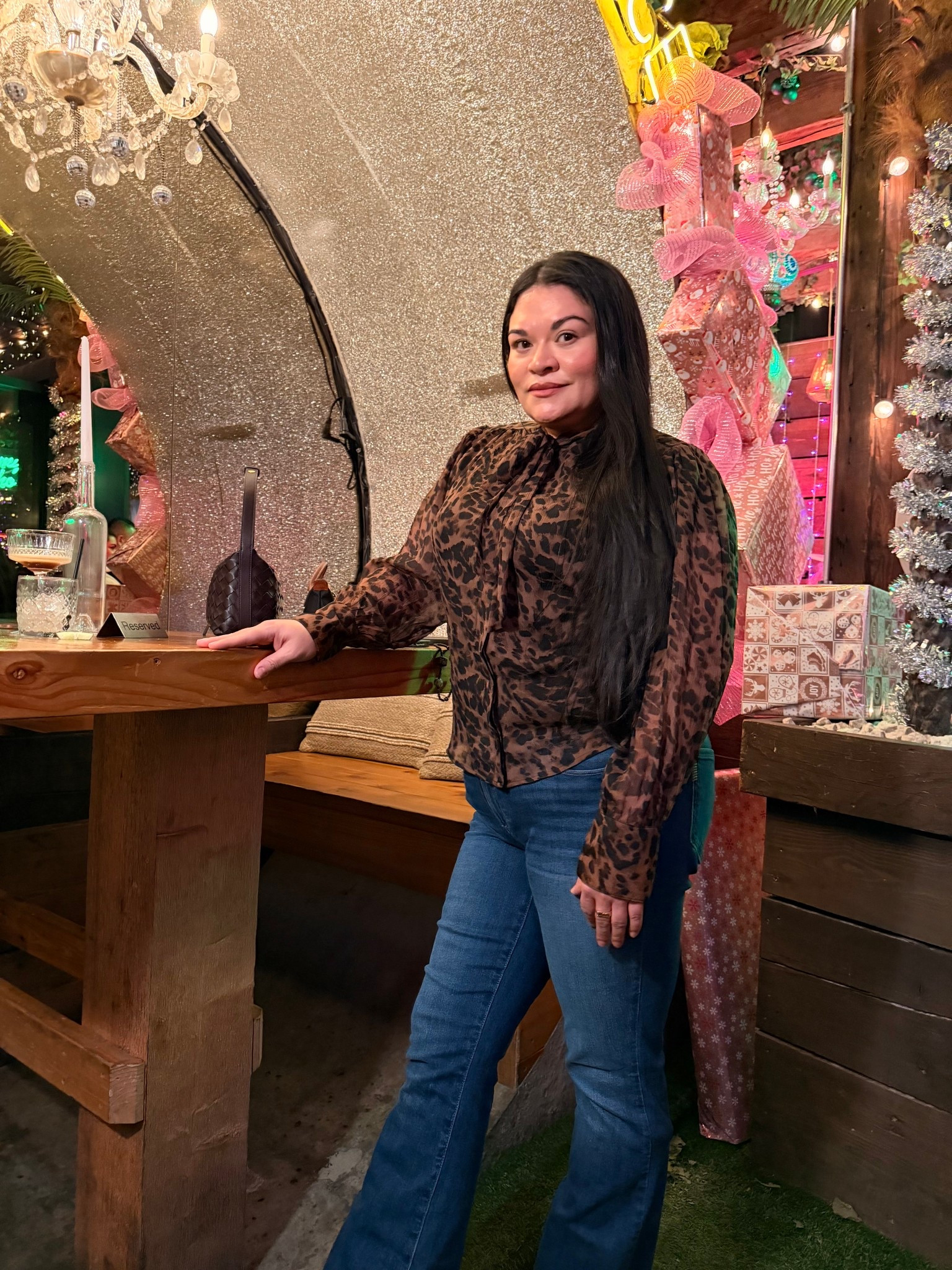 That perfect top and the kind of jeans that instantly make you feel good.

#LTKMidsize #LTKOver40 #LTKPlusSize