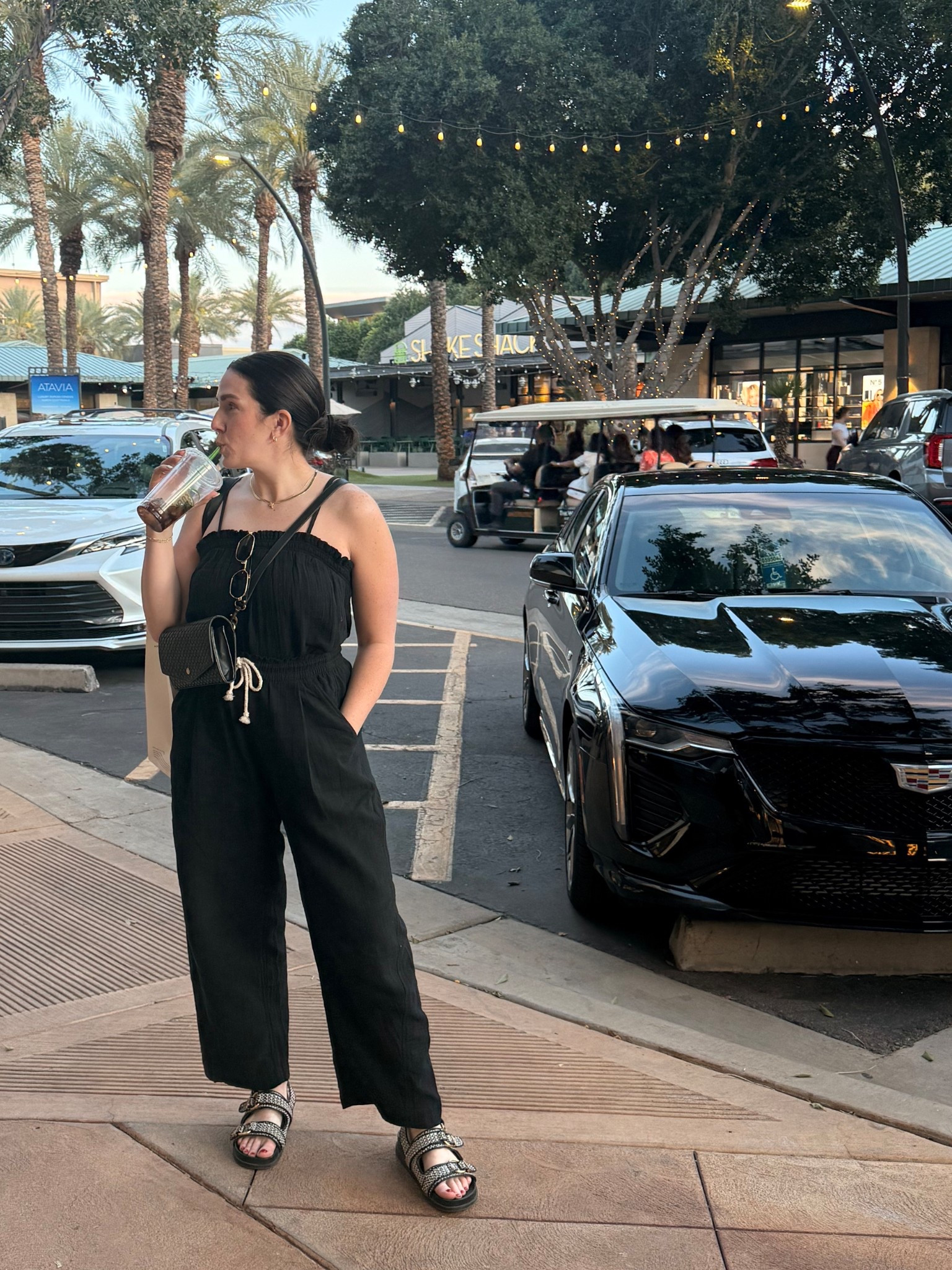 Old navy out here killing it for spring and summer! Love this 2 piece set that has so many mix and matching pieces. Perfect for travel!