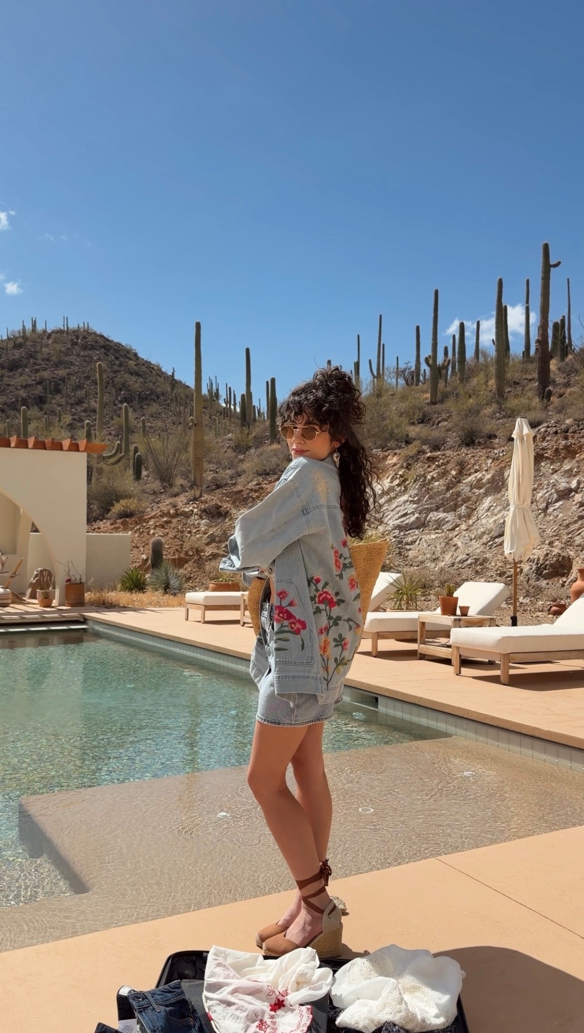 Can’t get over the floral embroidery on this denim jacket 

Stagecoach outfits, festival season, boho 

#LTKgrwm #LTKSeasonal #LTKFestival