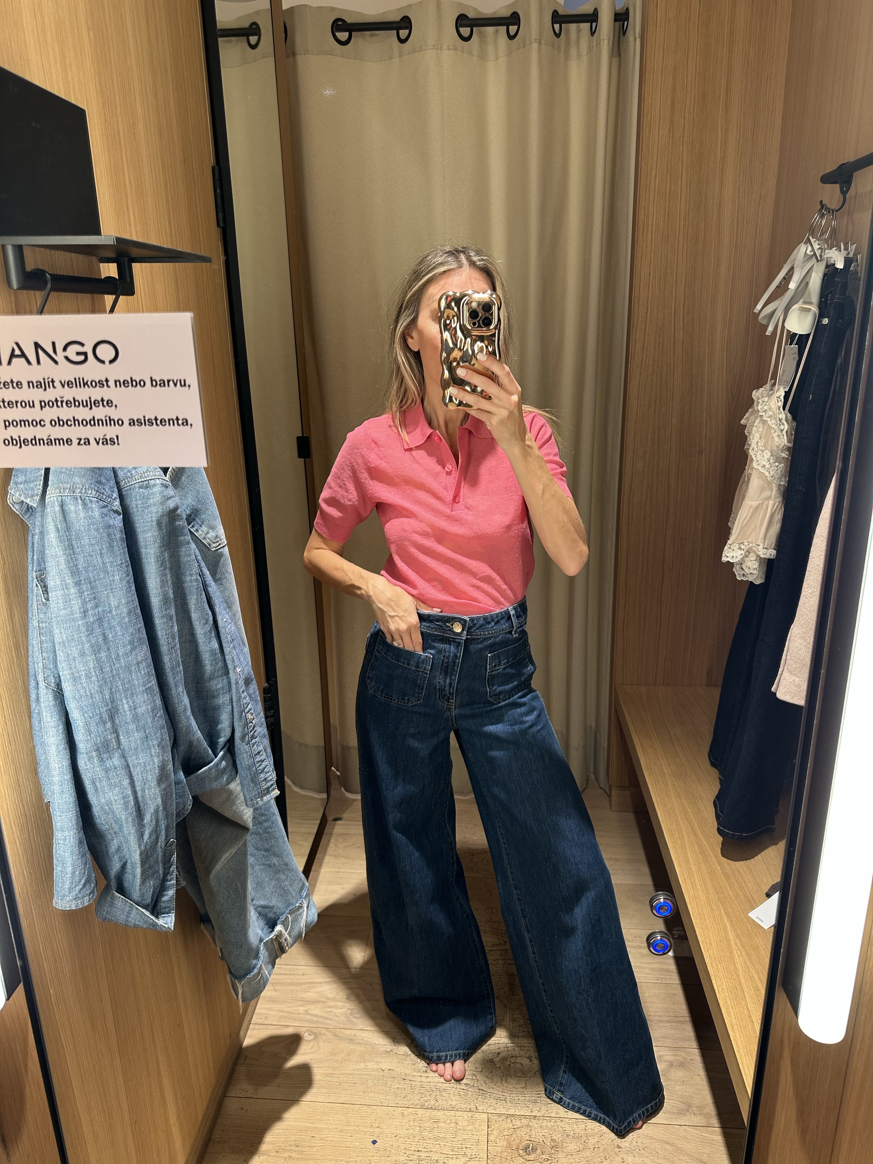 A spring pop of color 💕 loving the pinks for this spring! 

#LTKSeasonal #LTKFindsUnder50 #LTKStyleTip