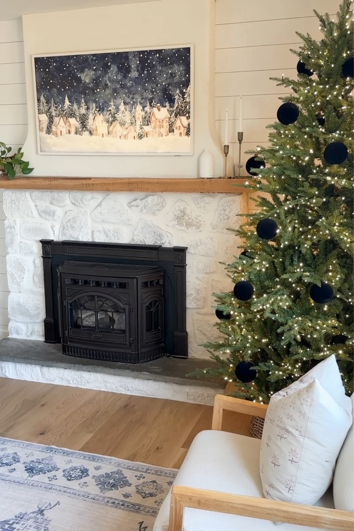 Frame tv + my new favorite winter art 

#LTKFamily #LTKSaleAlert #LTKHome