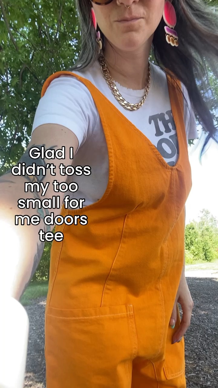 High roller jumpsuit. Size small 

#LTKFestival #LTKOver40 #LTKFindsUnder100