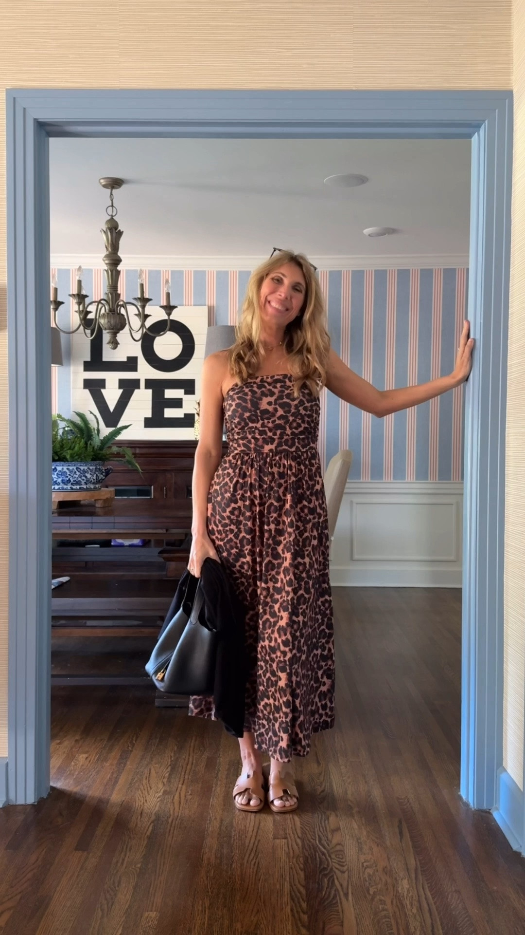 This little leopard Amazon dress makes getting ready a breeze! I let it do all the work, keeping accessories at a minimum. 

I’m wearing a small, my usual size.
