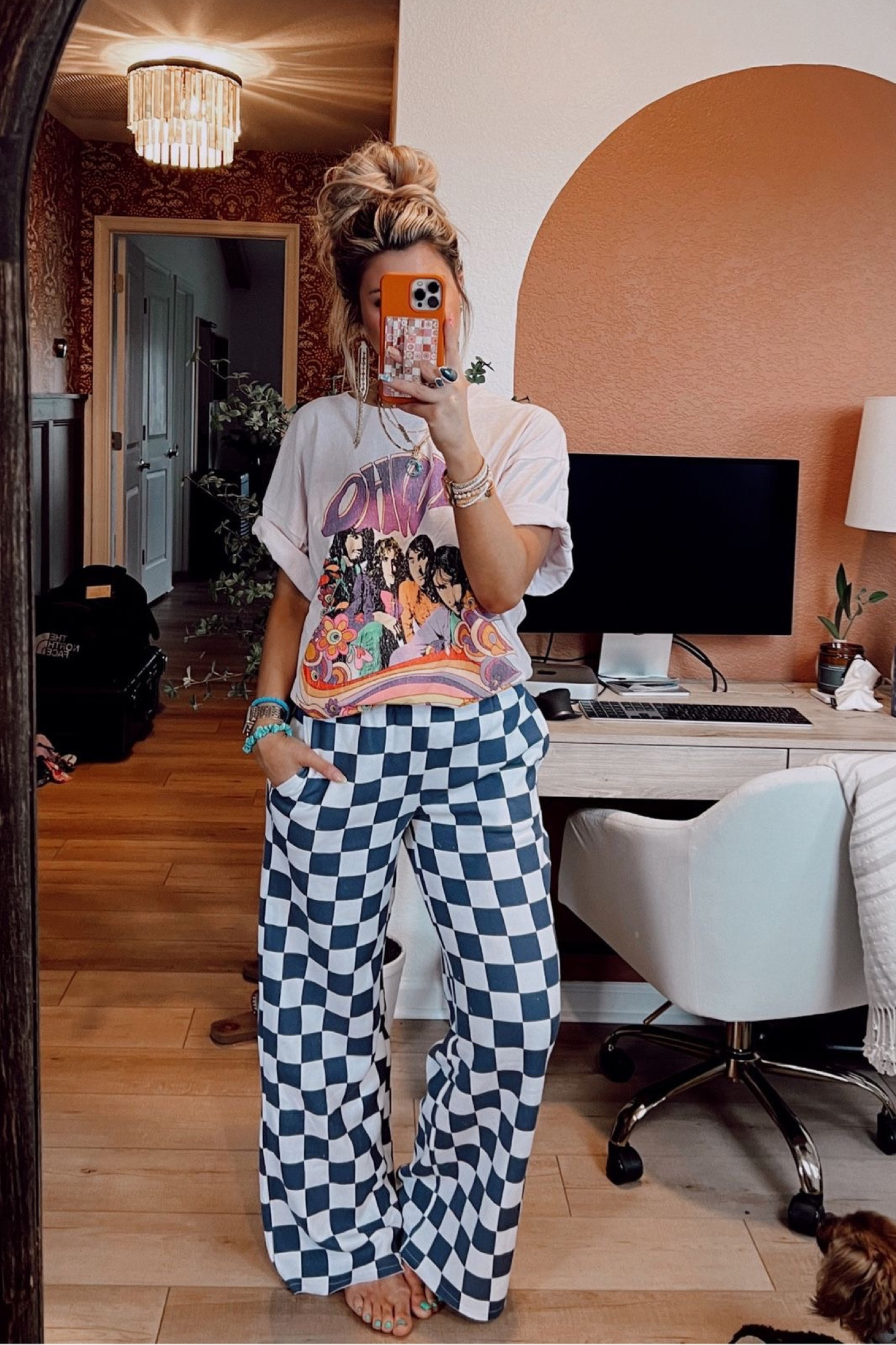 Women’s graphic tee and comfy set. Size up in the tee for a boyfriend fit. 🏁
Comfy lounge set | pajama pants | checkered soft pants

#LTKfindsunder100 #LTKstyletip #LTKfindsunder50