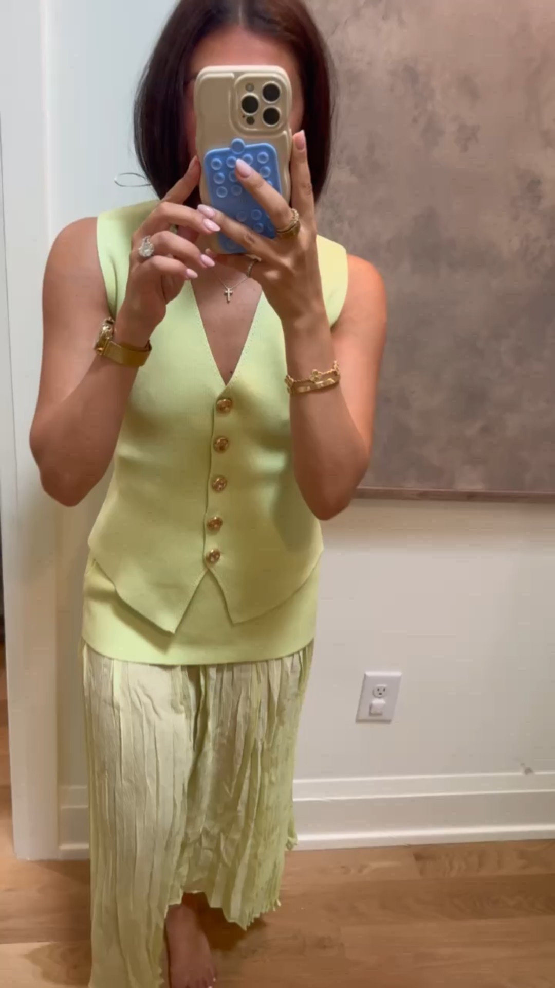 Vest: small
Skirt: small

Statement outfit for any summer events you have coming up or vacations!

#LTKStyleTip #LTKPetite