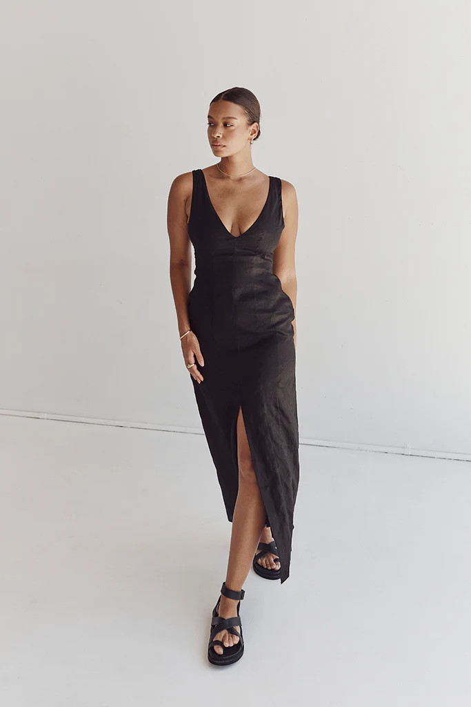 MILAHN BLACK LINEN V NECK DRESS | DISSH